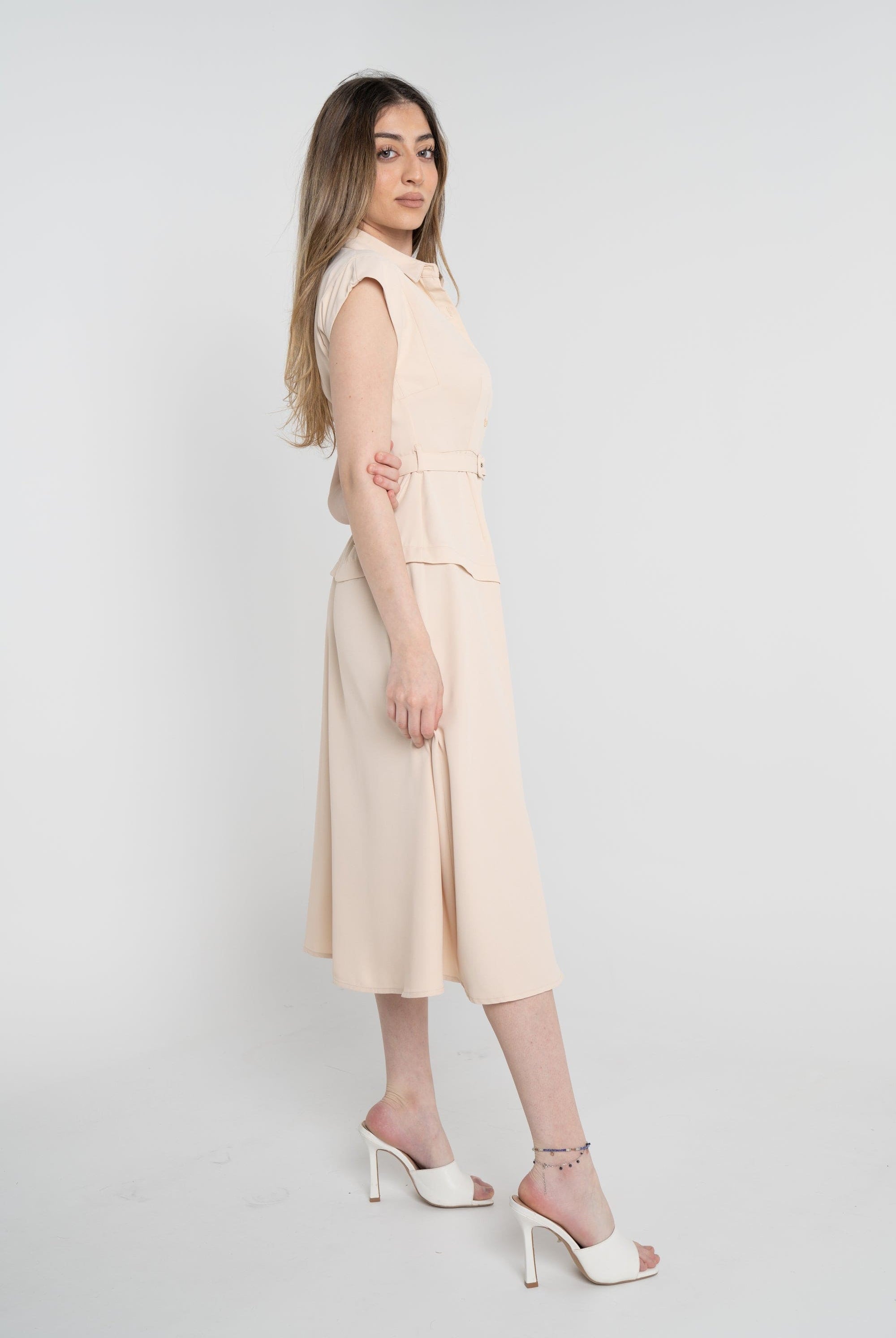 نتشي فستان ميدي سادة كم قصير بأزرار أمامية نسائي بيج