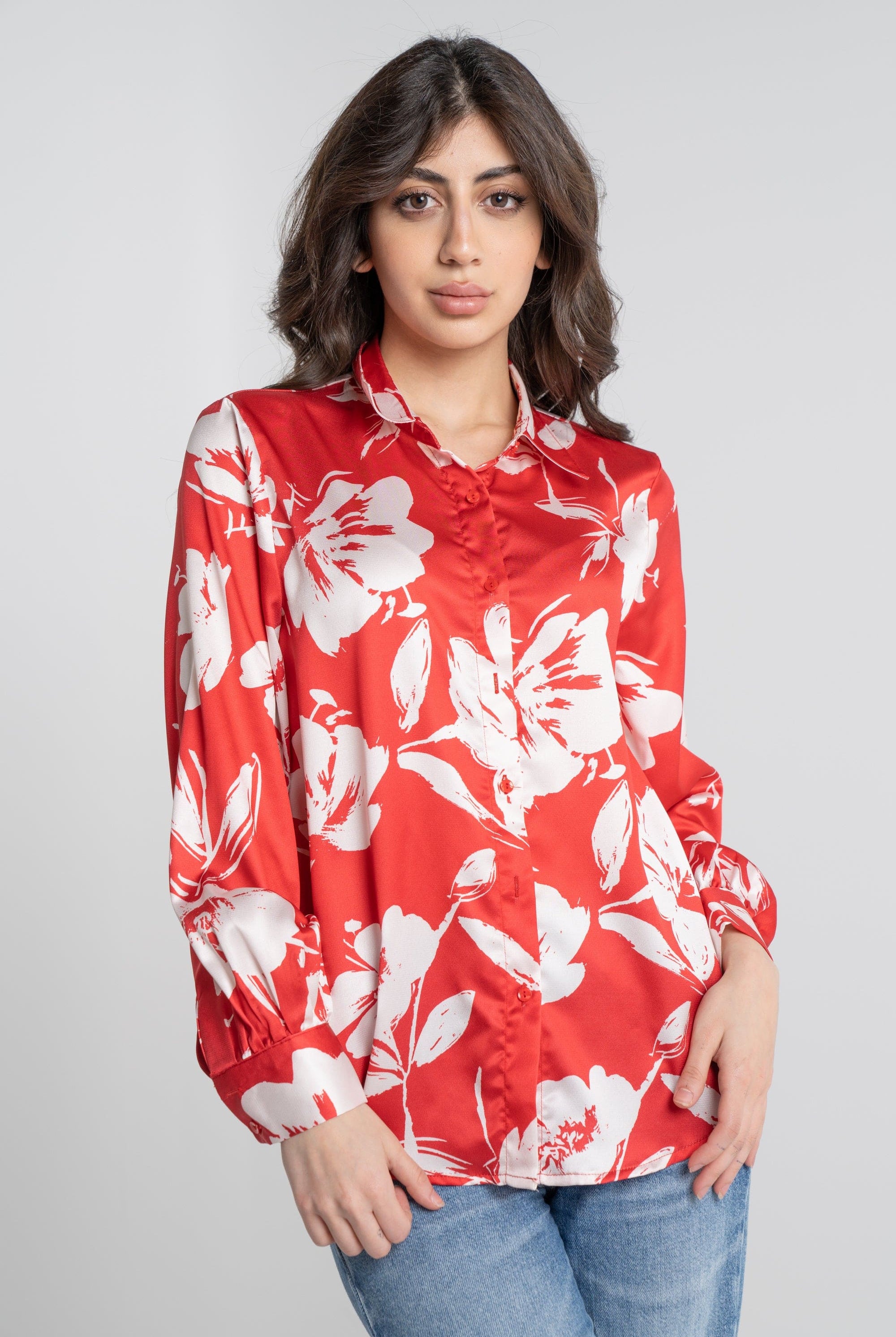 نتشي قميص مشجر بأزرار أمامية كم طويل بياقة نسائي