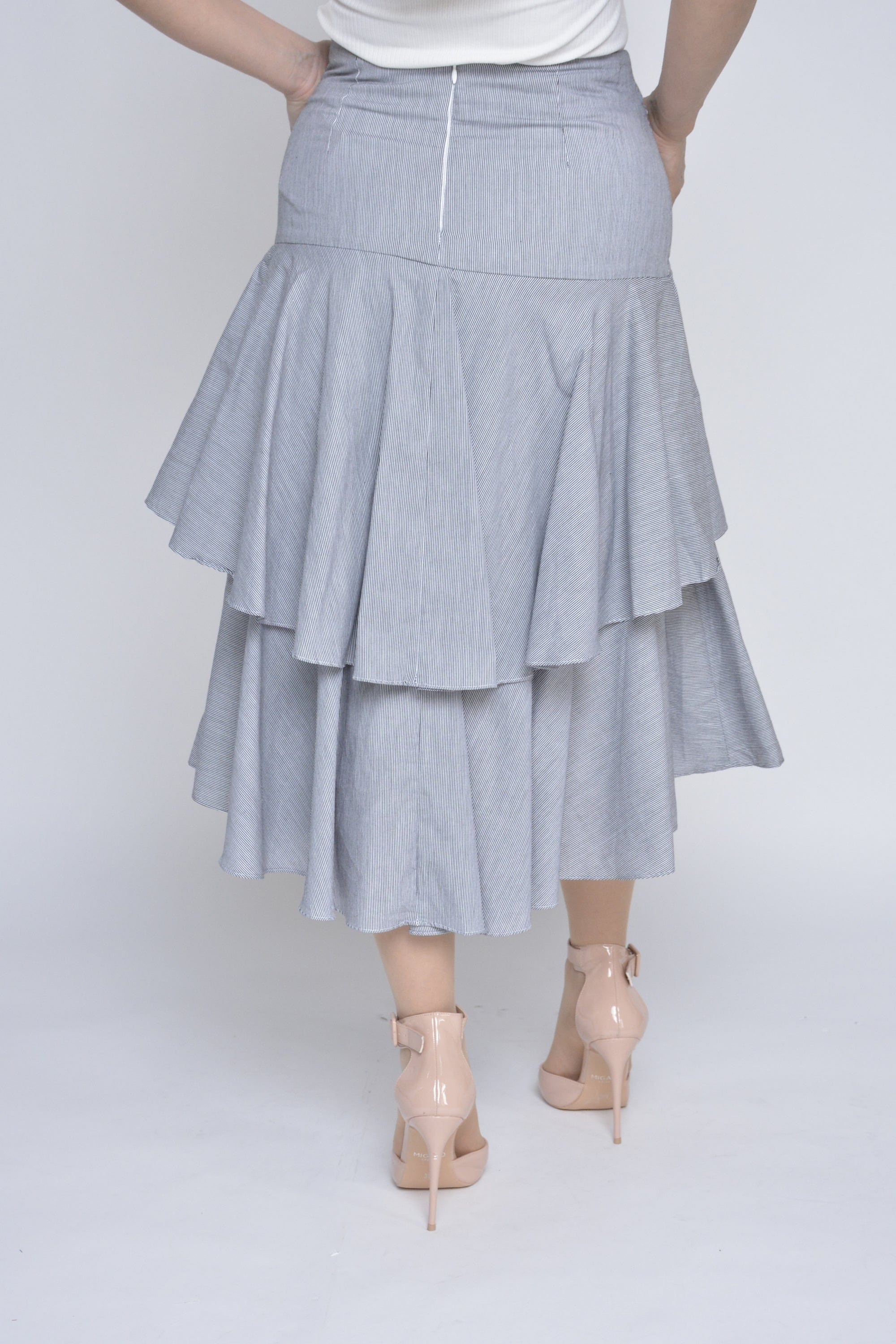 نتشي تنورة ميدي طبقات كشكش واسعة