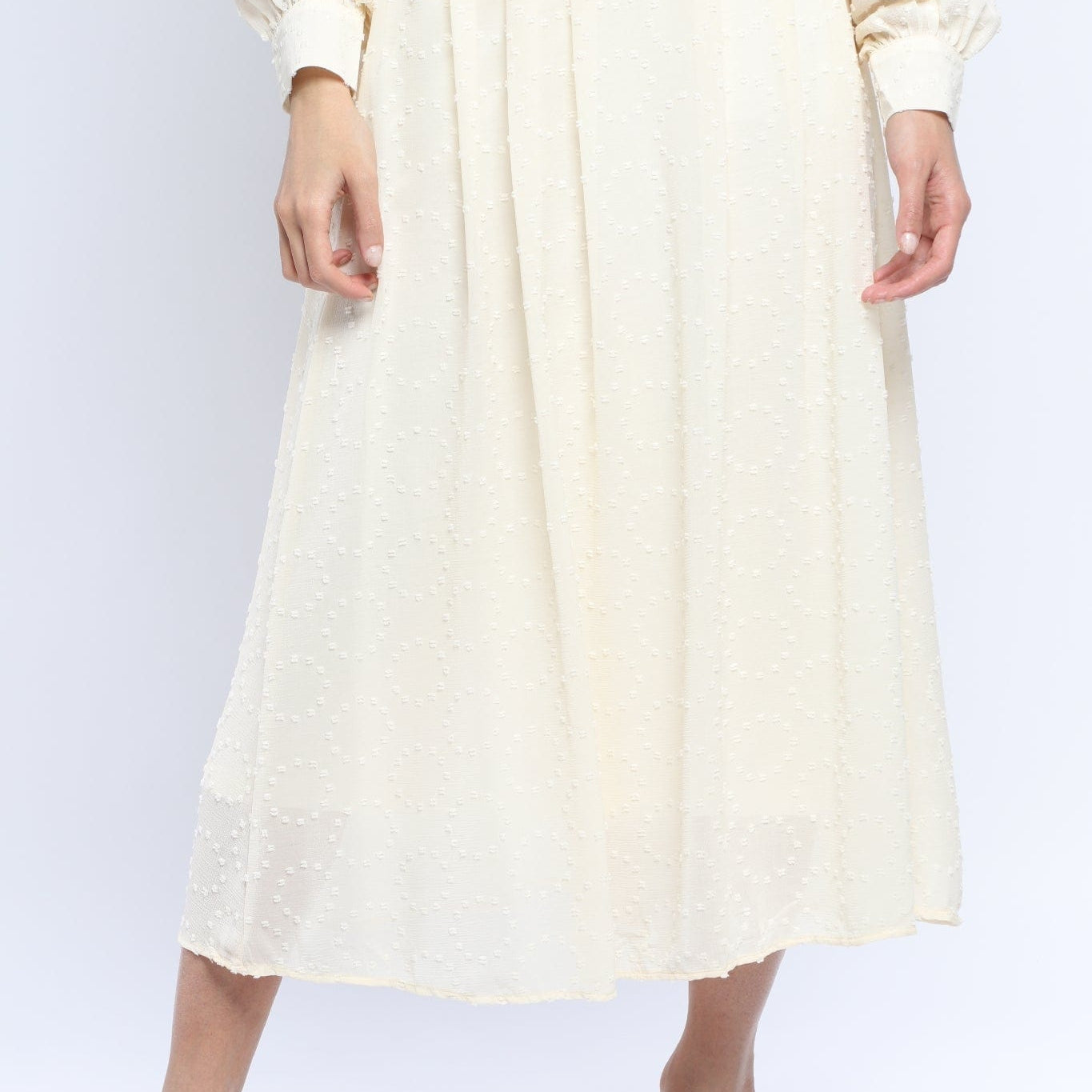 نتشي تنورة ميدي شيفون بنقوش بارزة صغيرة مزوده بحزام على الخصر