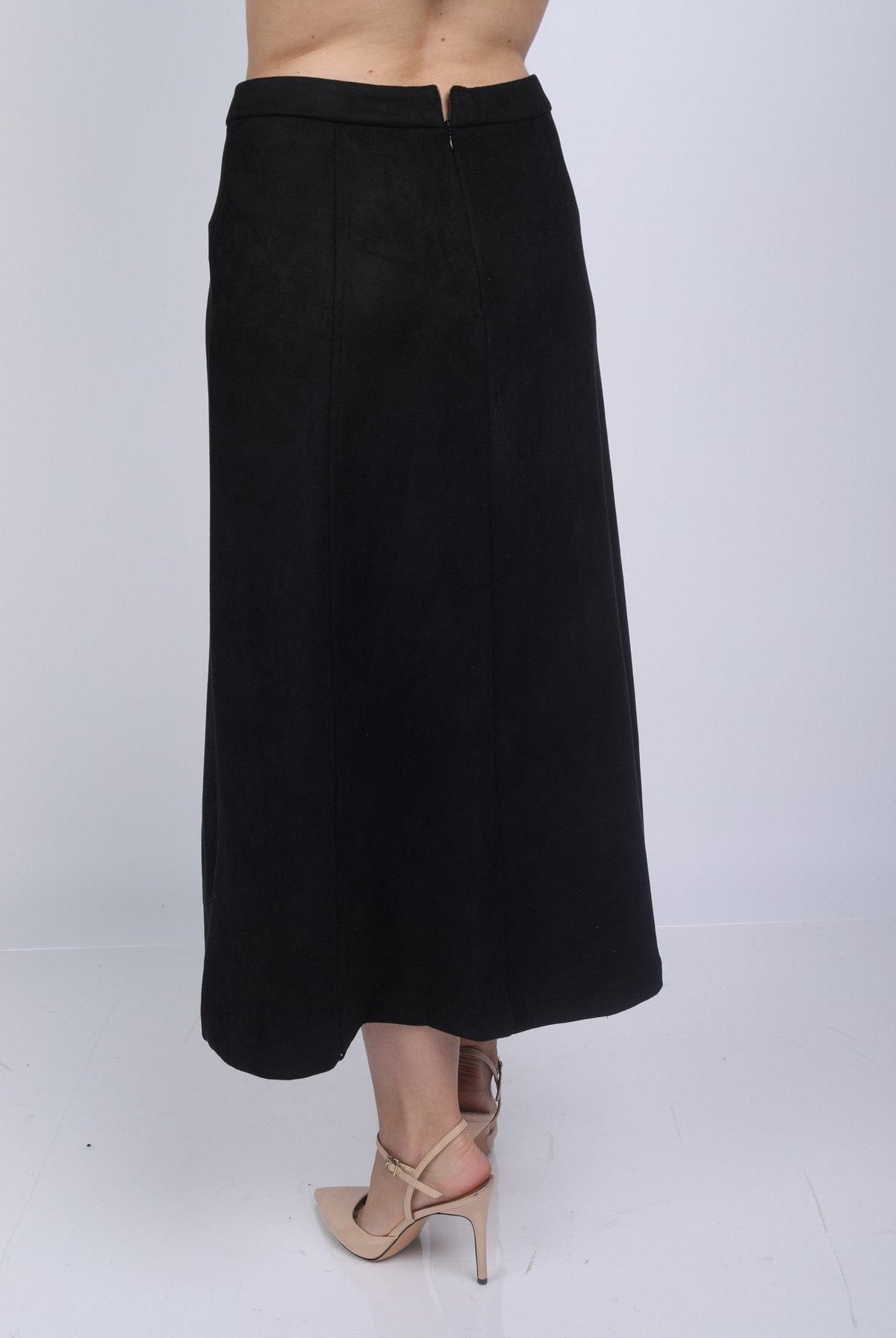 نتشي تنورة ميدي سادة مستقيمة مزينة بأزرار على الجنب