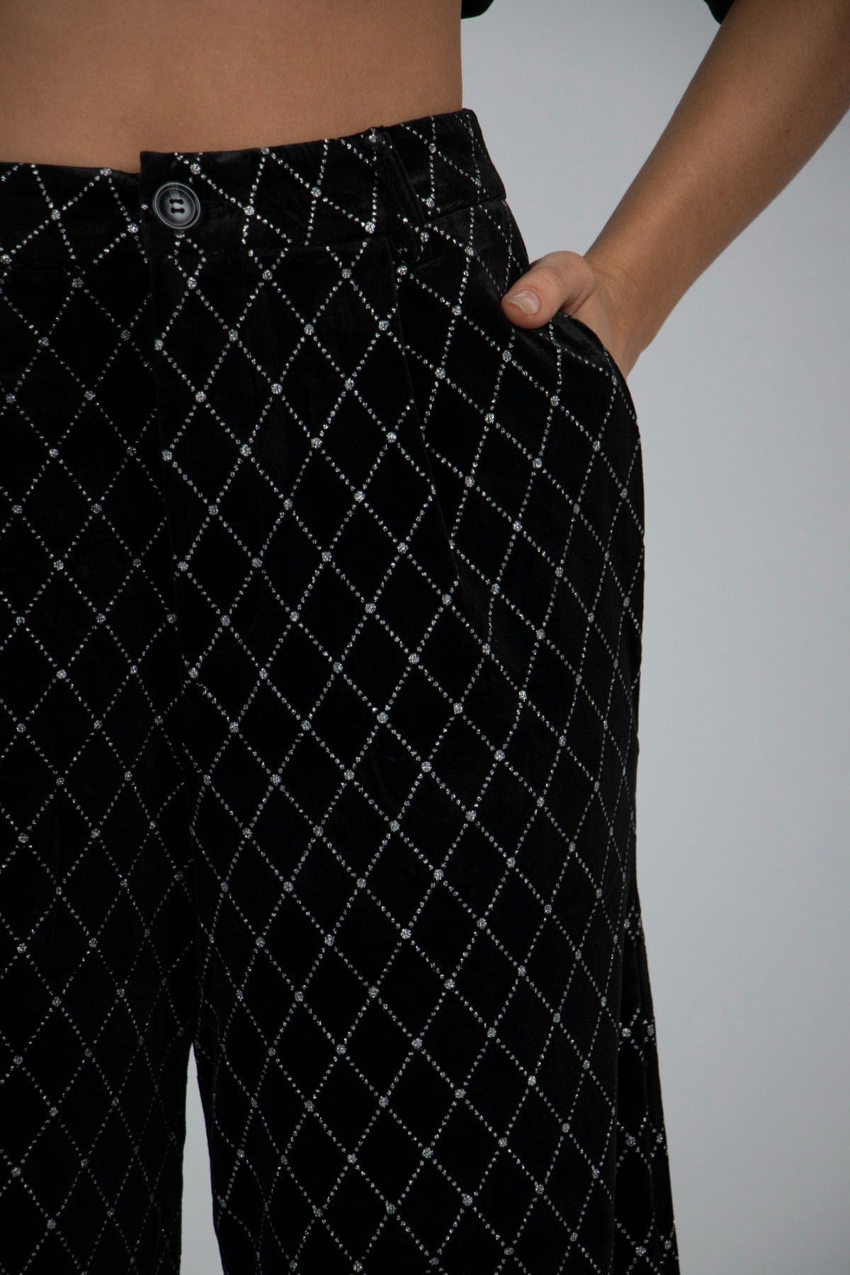 نتشي بنطلون مربعات هاي ويست واسع طويل نسائي