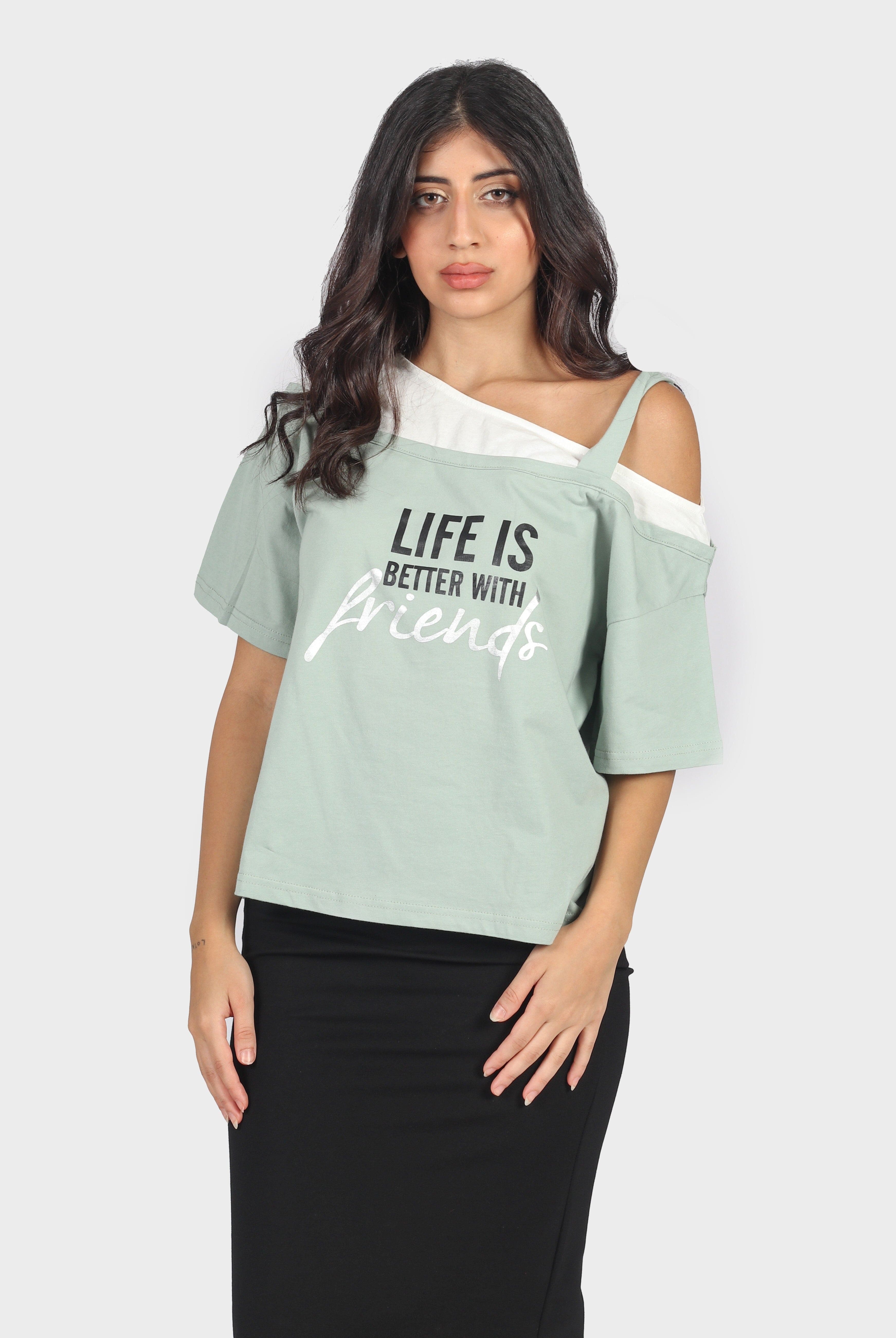 ميكا بلوزة مطبوعة كتف نازل نص كم نسائي