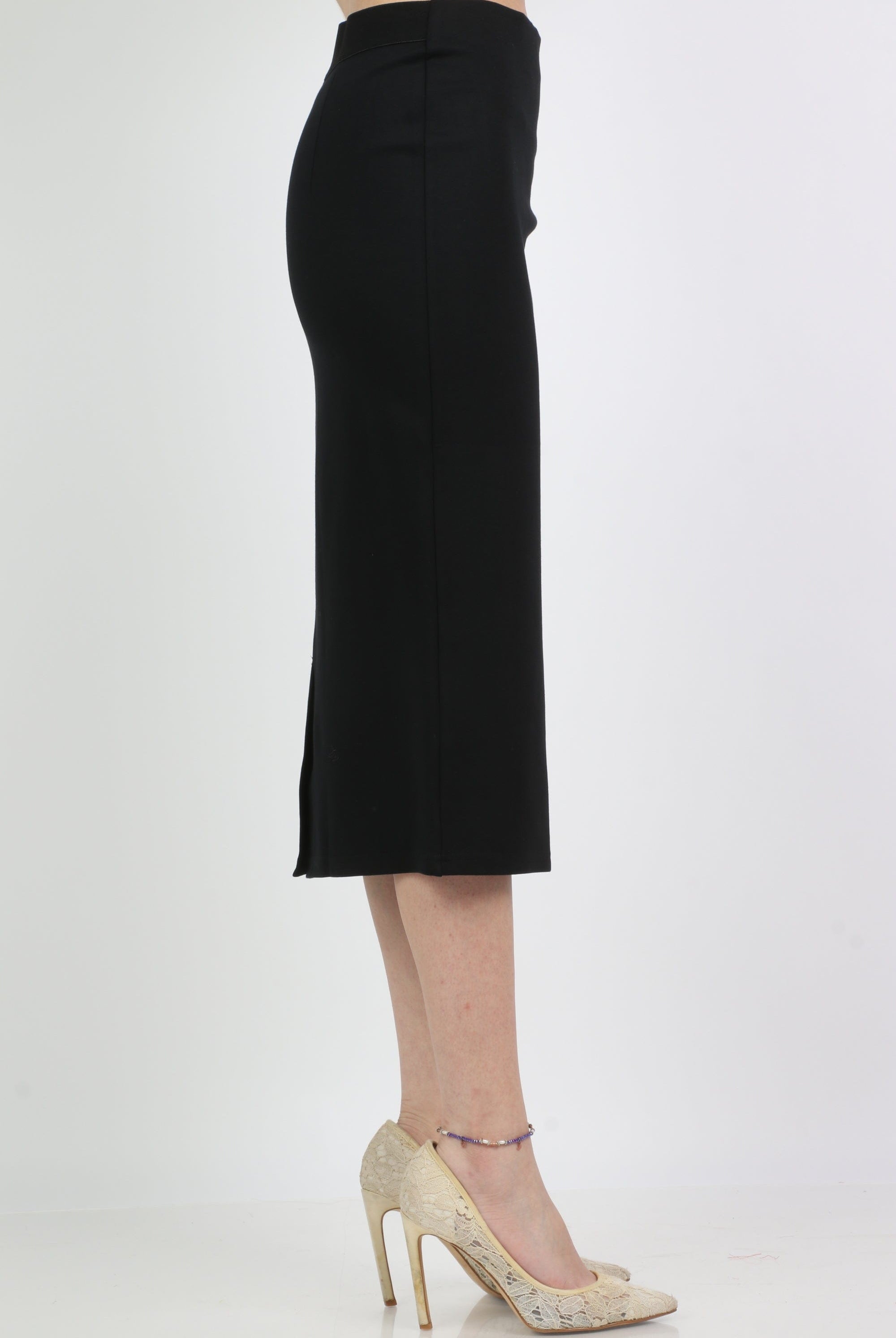 ميكا تنورة ميدي ضيقة مجسمة مفتوحة من الخلف أسود