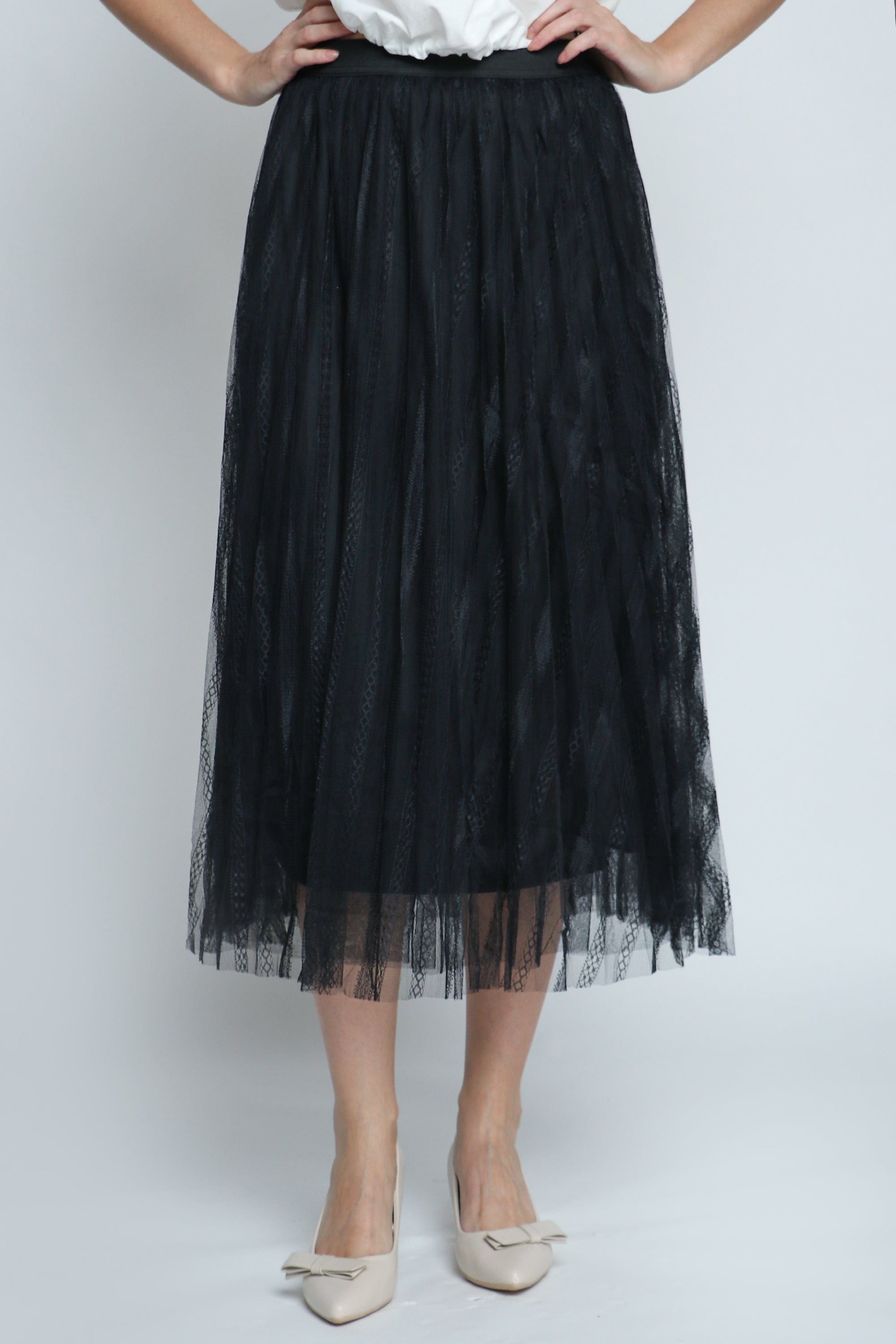 ميكا تنورة ميدي شبك دانتيل مطوي مبطنة