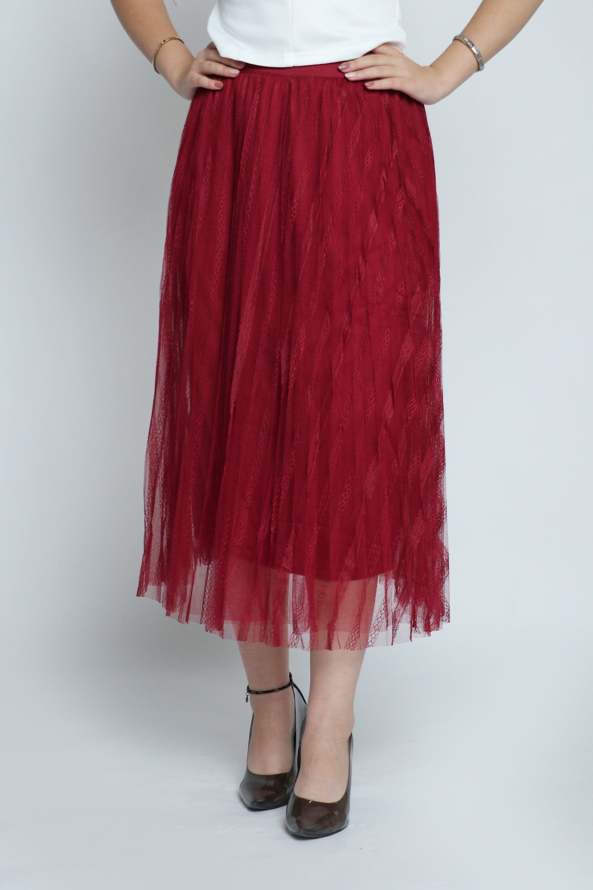 ميكا تنورة ميدي شبك دانتيل مطوي مبطنة