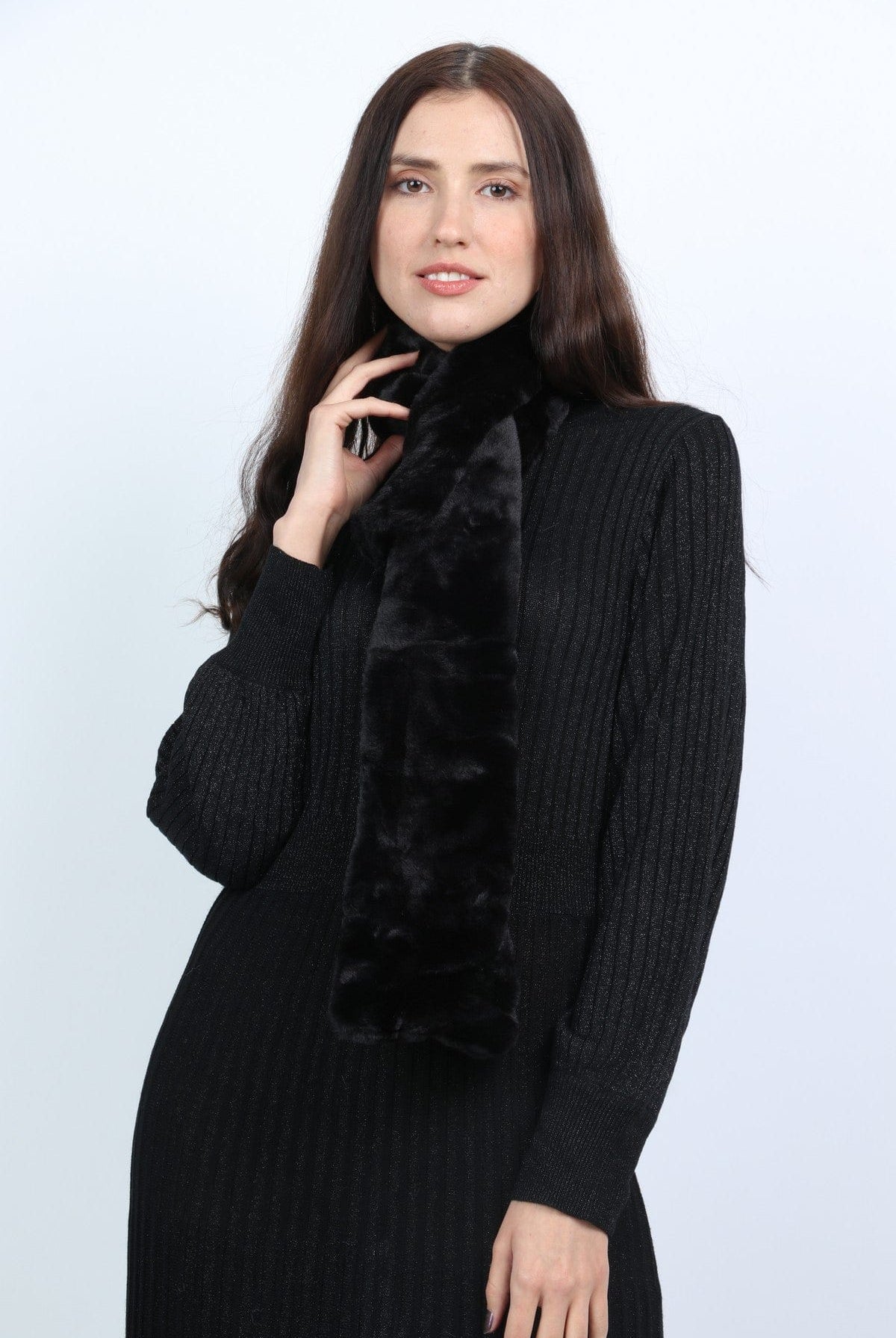 ميكا وشاح فرو طويل نسائي