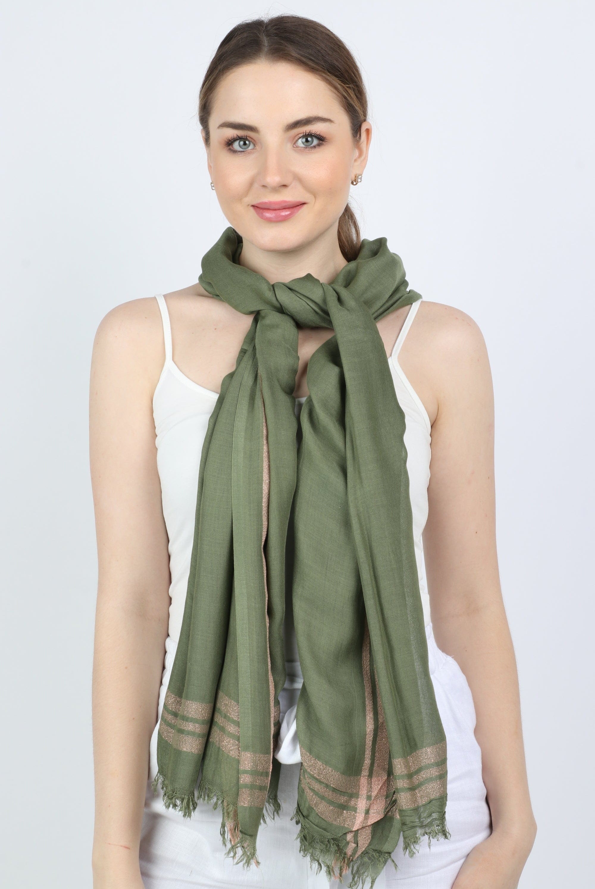 ميكا سكارف رقبة سادة نسائي