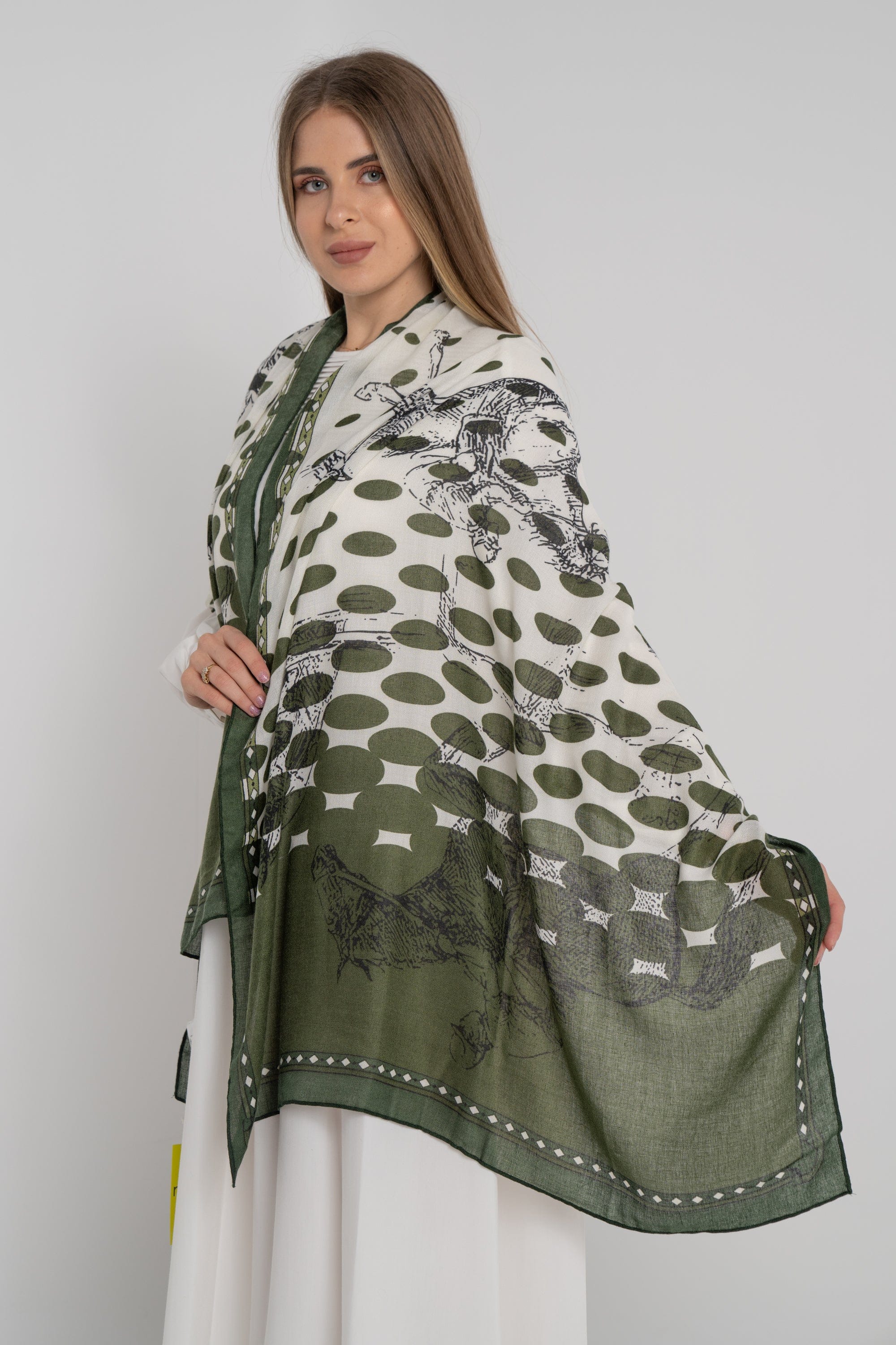 ميكا وشاح بنمط دوائر نسائي أخضر