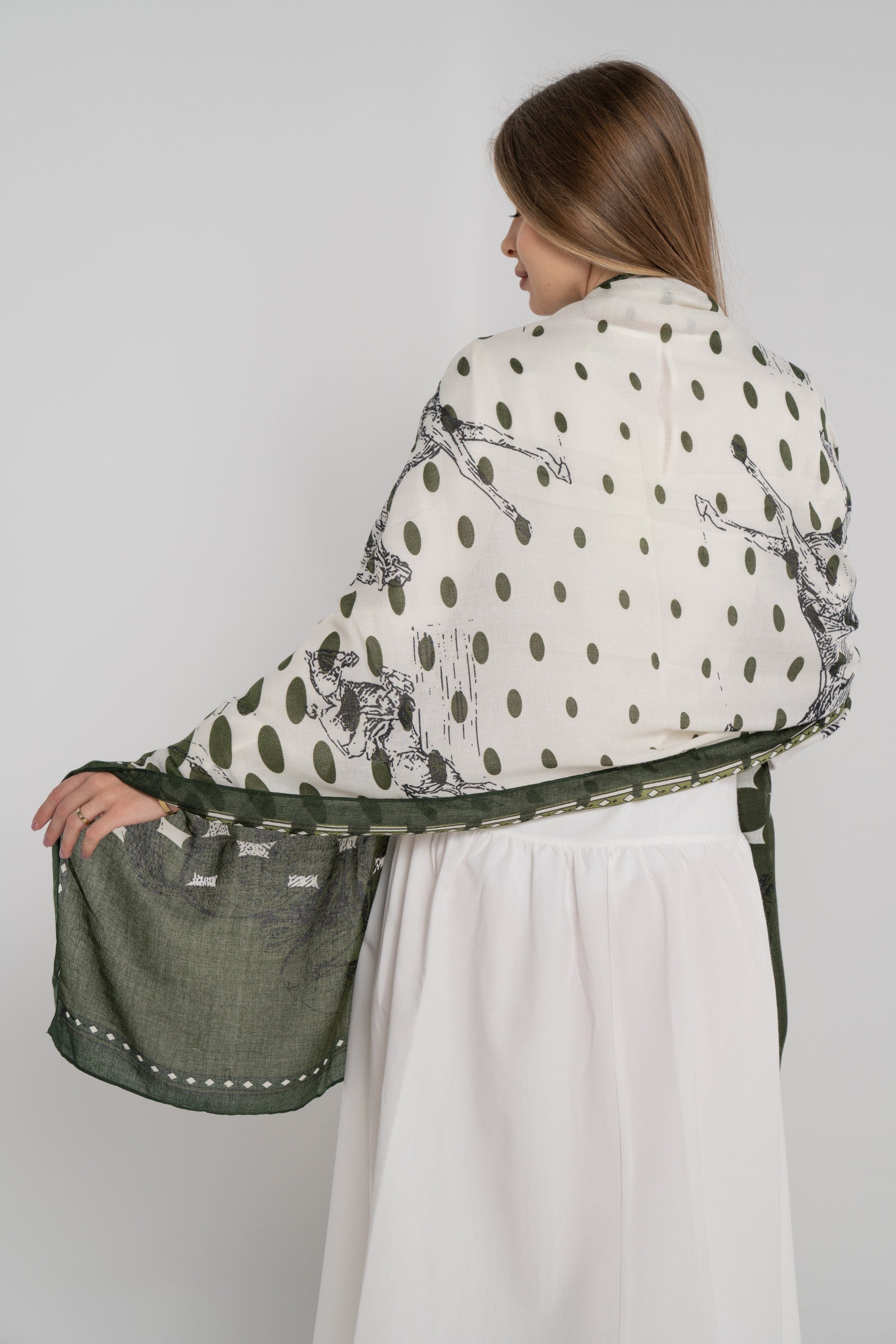 ميكا وشاح بنمط دوائر نسائي أخضر