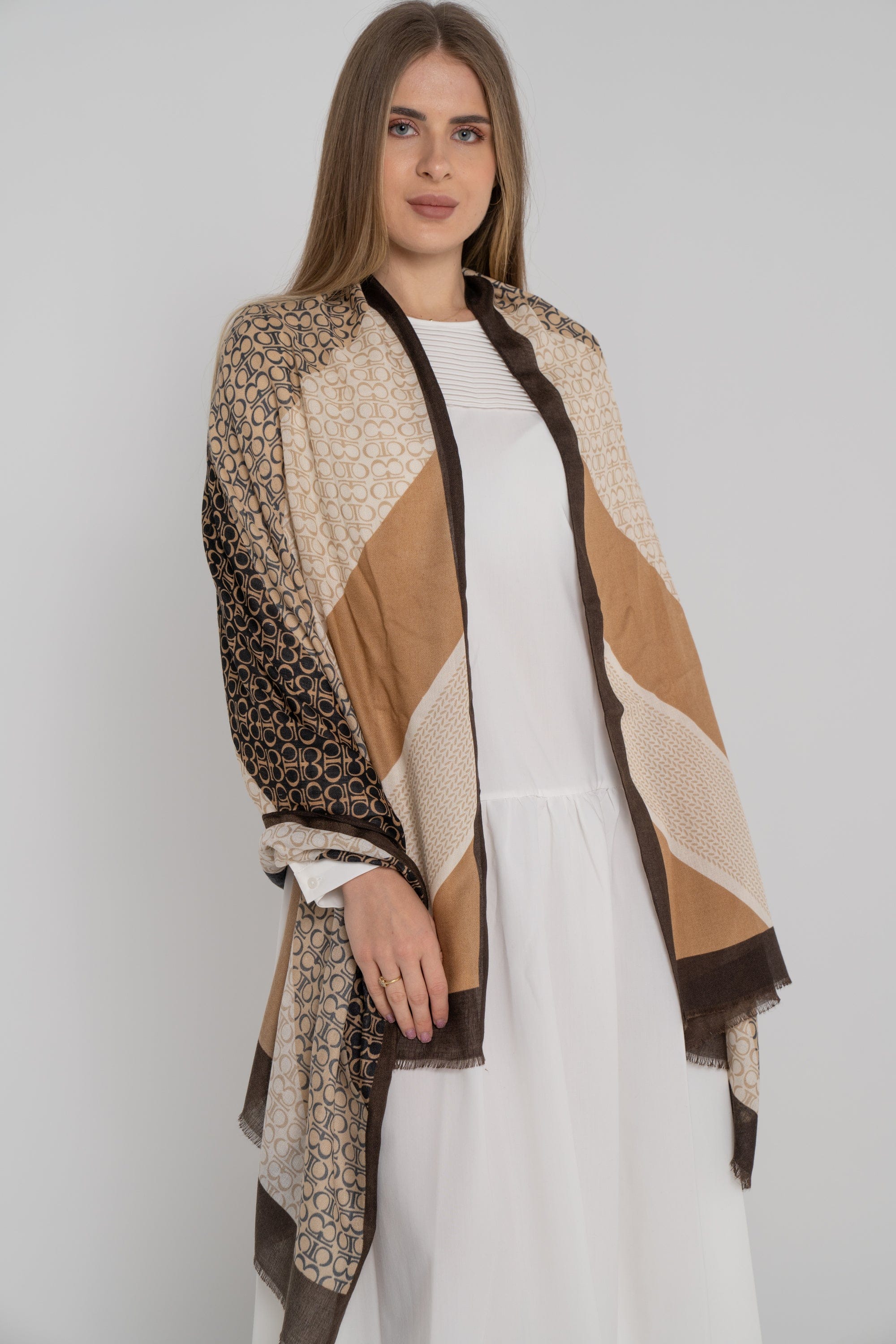 ميكا وشاح نسائي خففيف منقوش