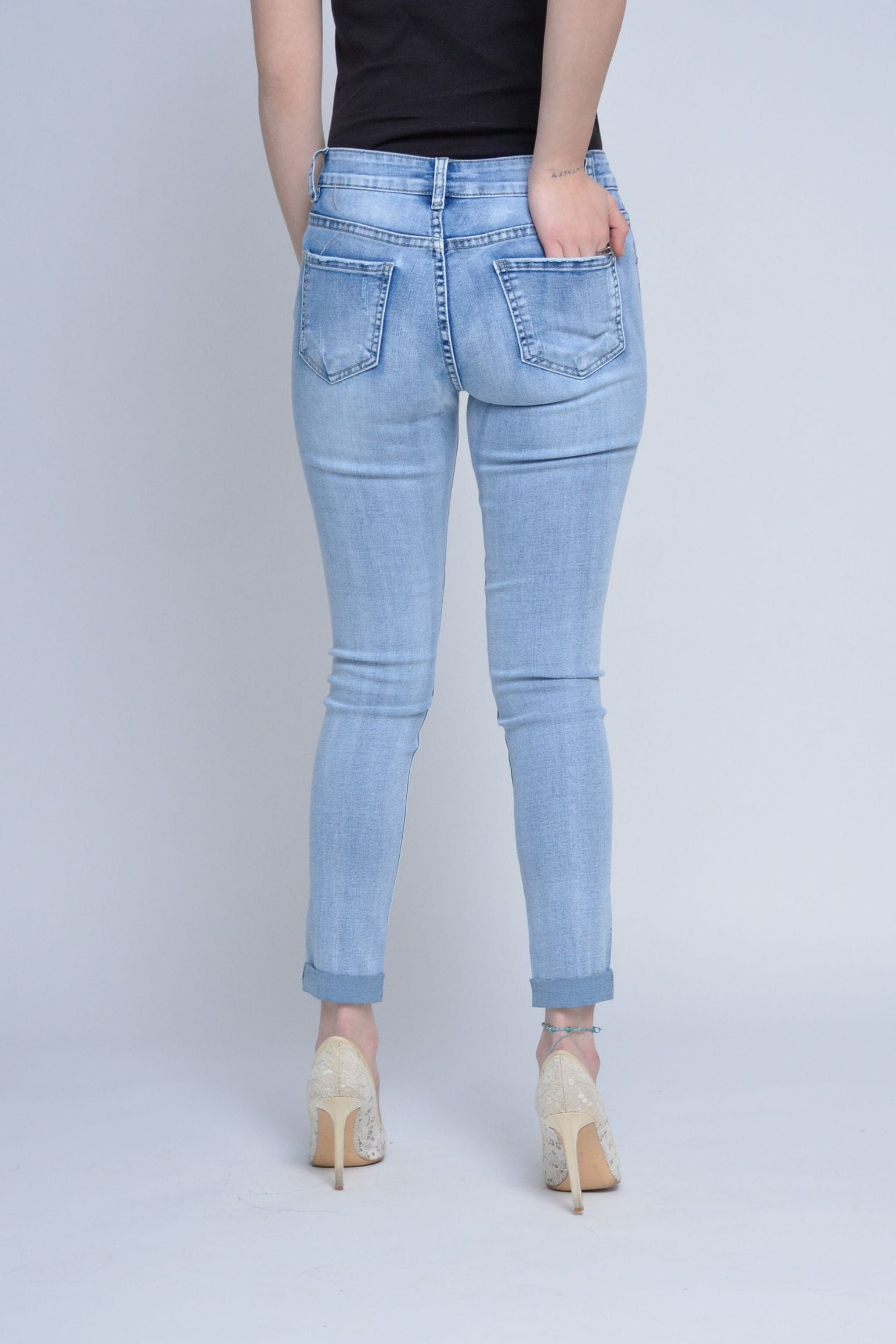 ميكا بنطلون سكيني نسائي بطبعة علي الفخذ