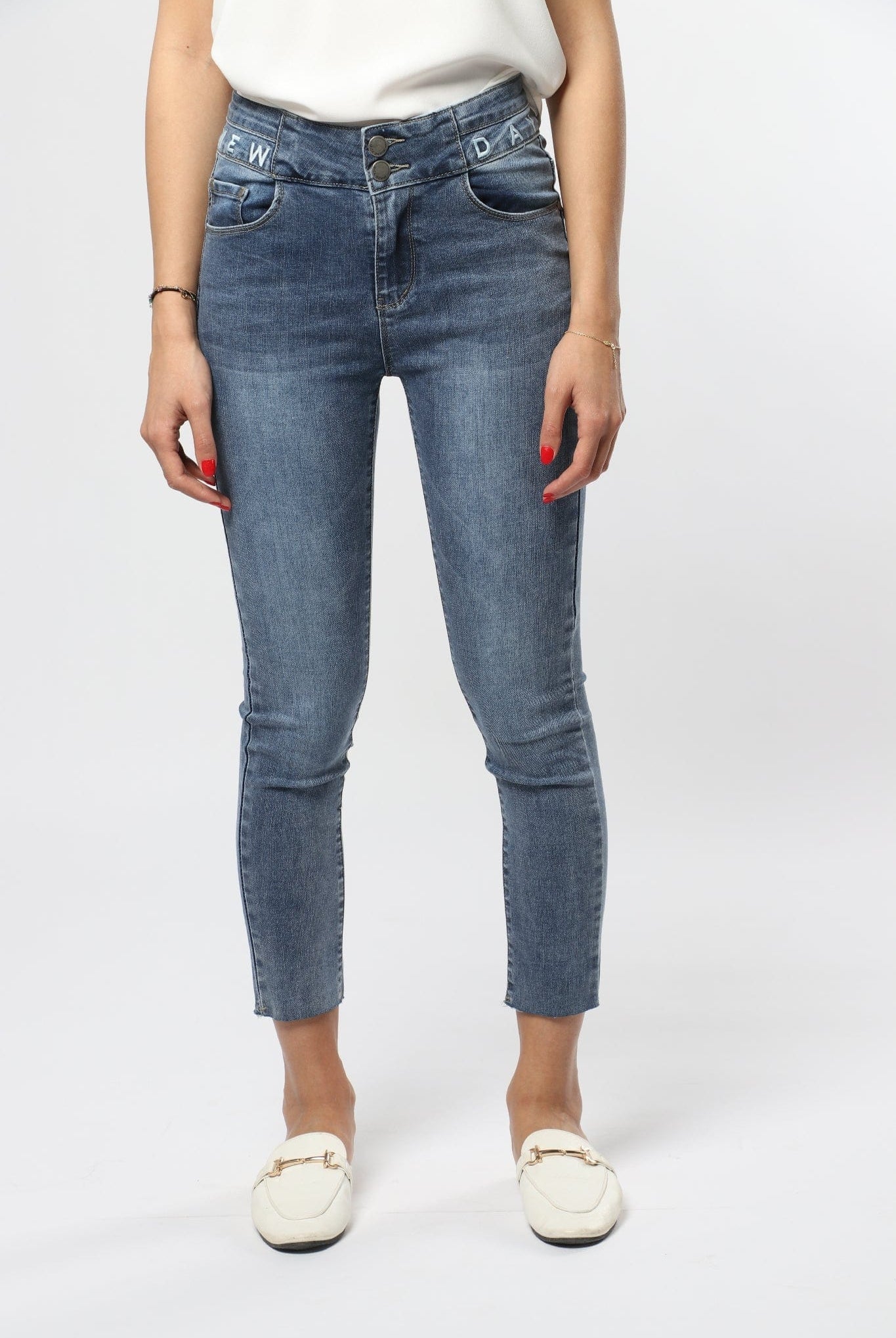 ميكا بنطلون جينز سادة سكيني طويل نسائي