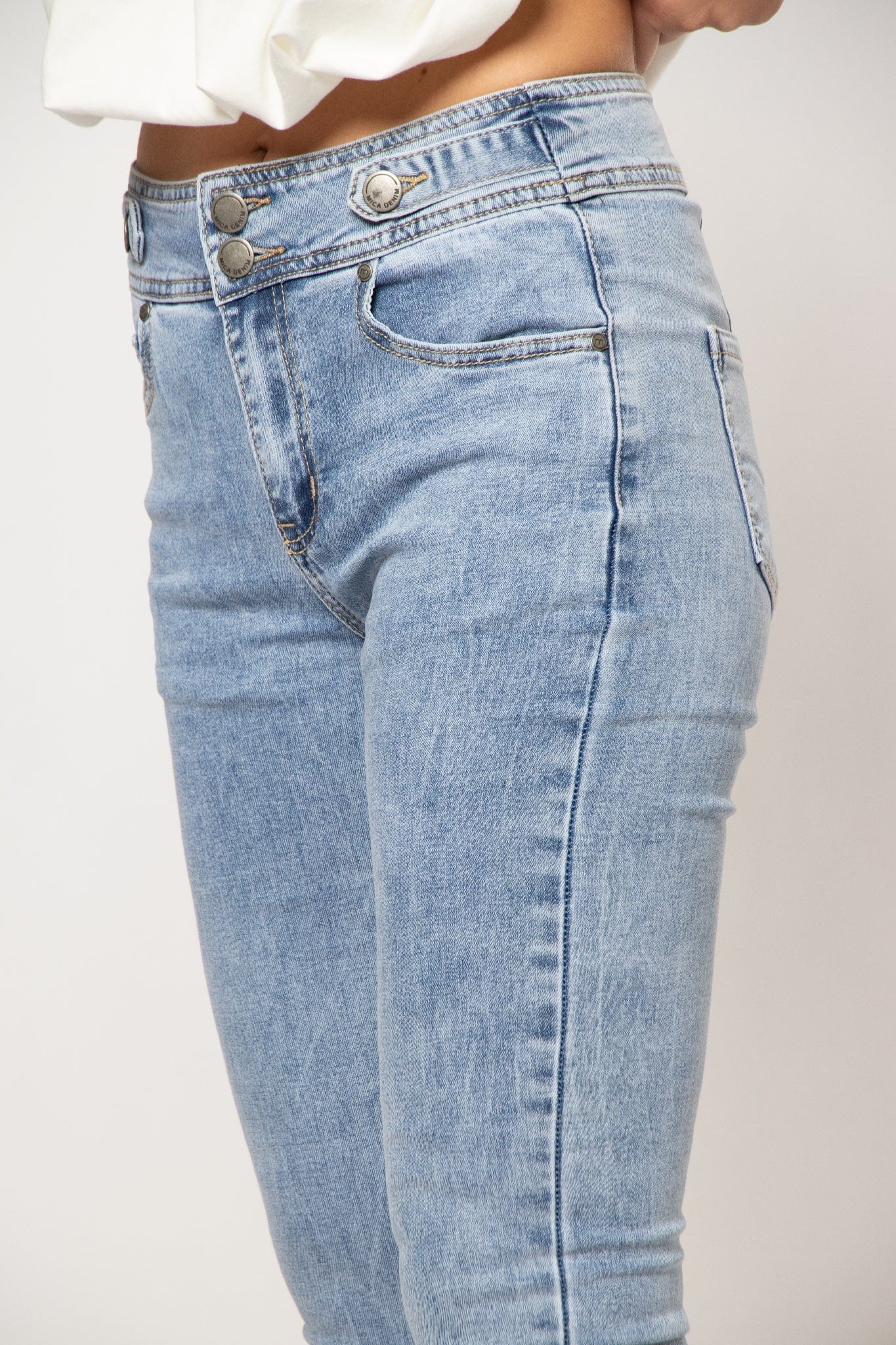 ميكا بنطلون جينز سكيني هاي ويست طويل نسائي