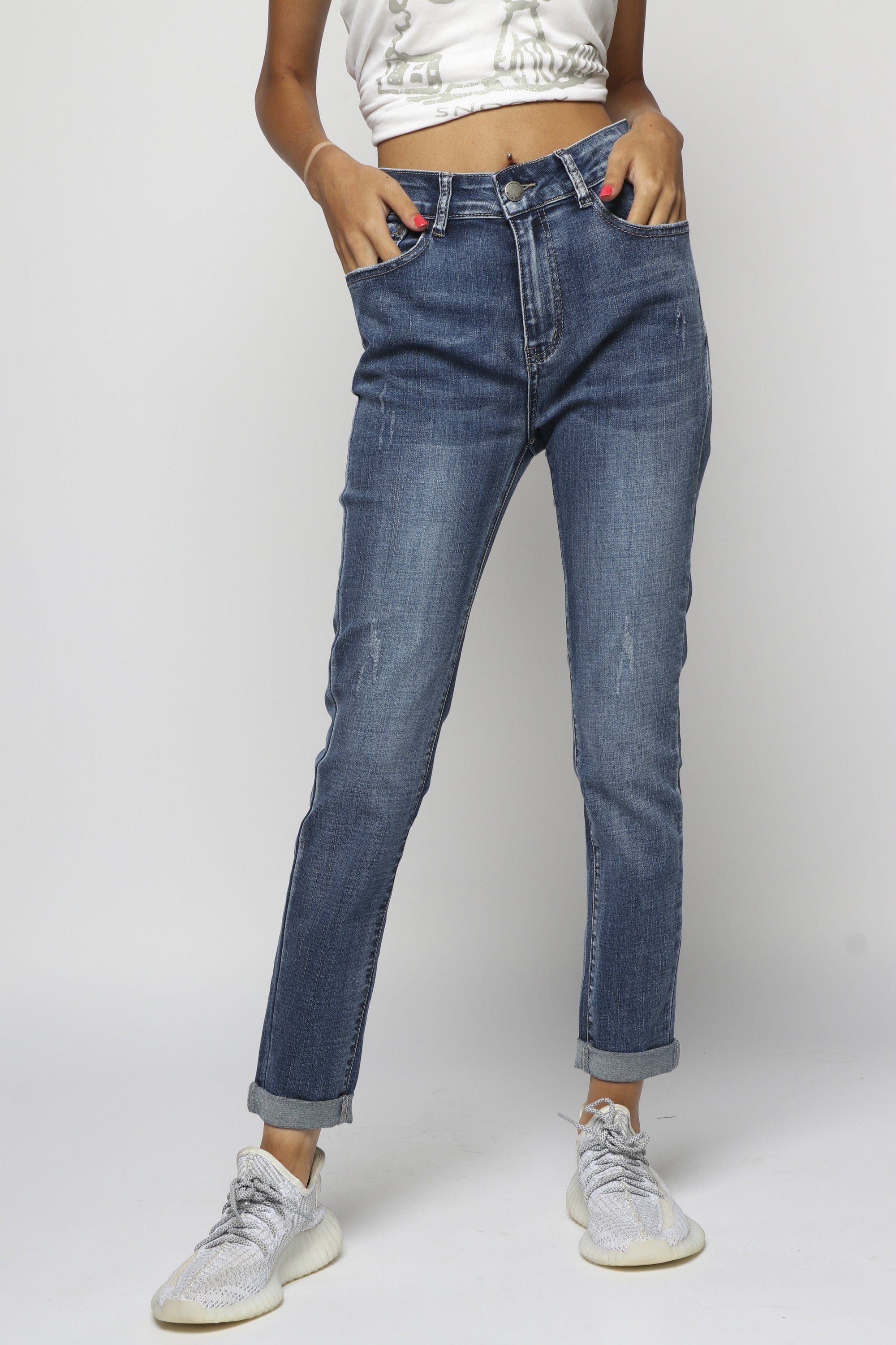 ميكا بنطلون جينز هاي ويست بسحاب وزرار طويل نسائي