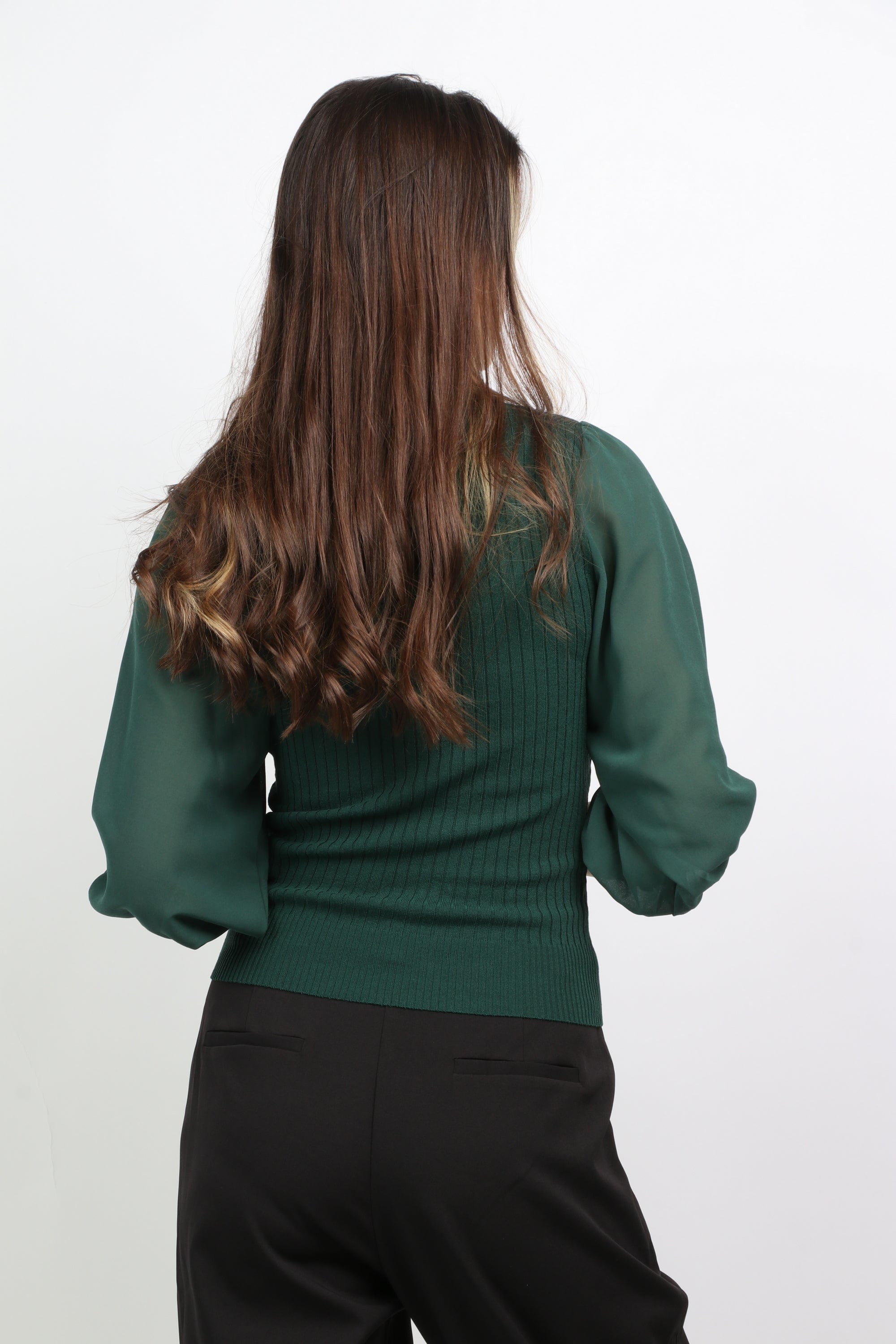 ميكا بلوزة بدي مضلع بأكمام منفوخة نسائي