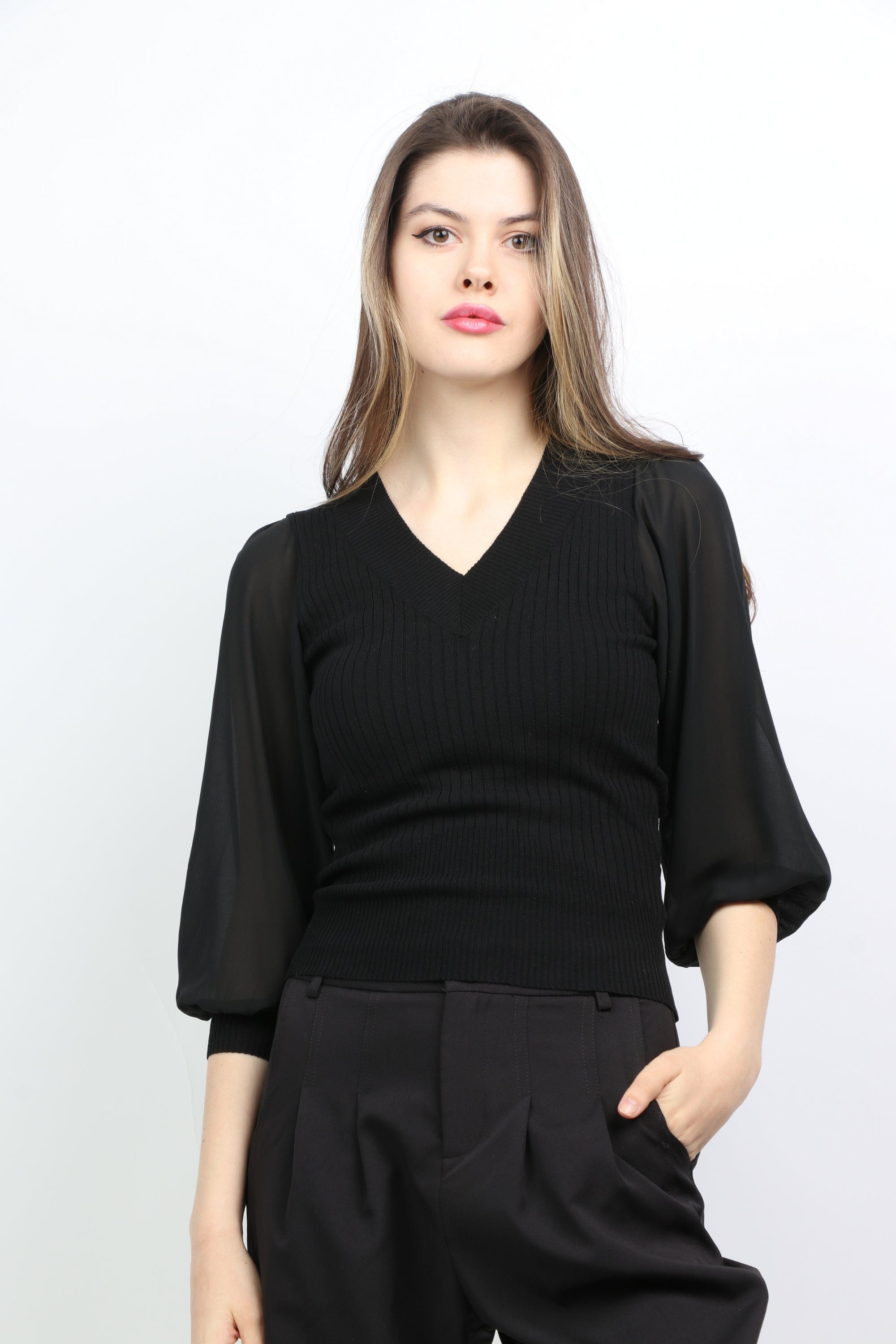 ميكا بلوزة بدي مضلع بأكمام منفوخة نسائي