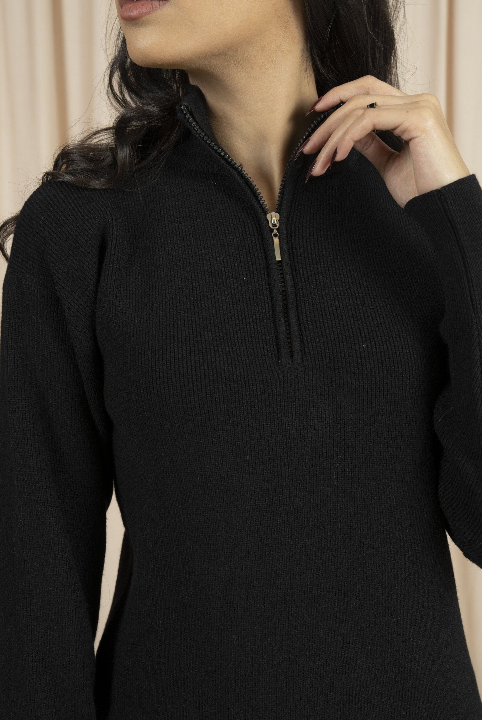 ميكا فستان شتوي ميدي منسوج بسحاب