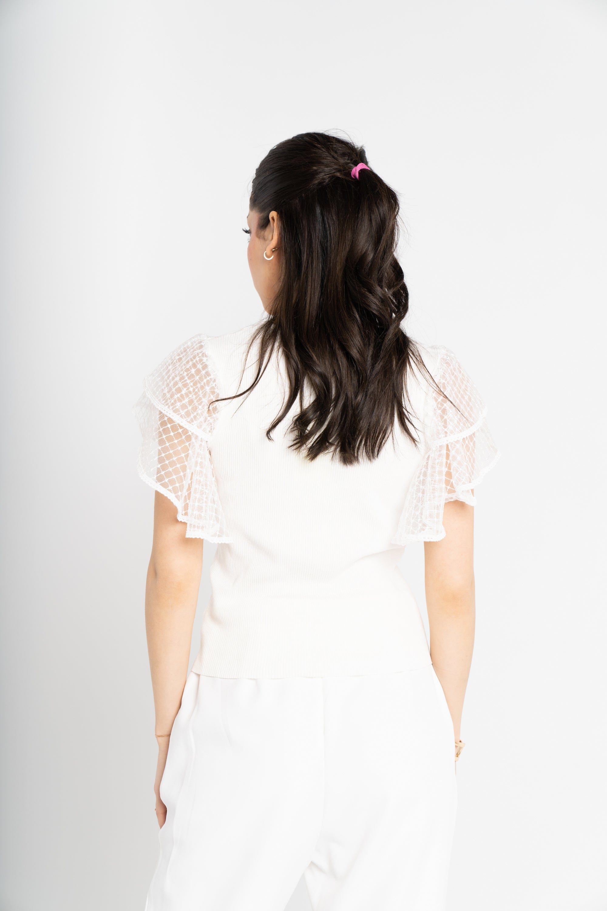 ميكا بلوزة بأكمام قصيرة شيفون سادة بياقة دائرية