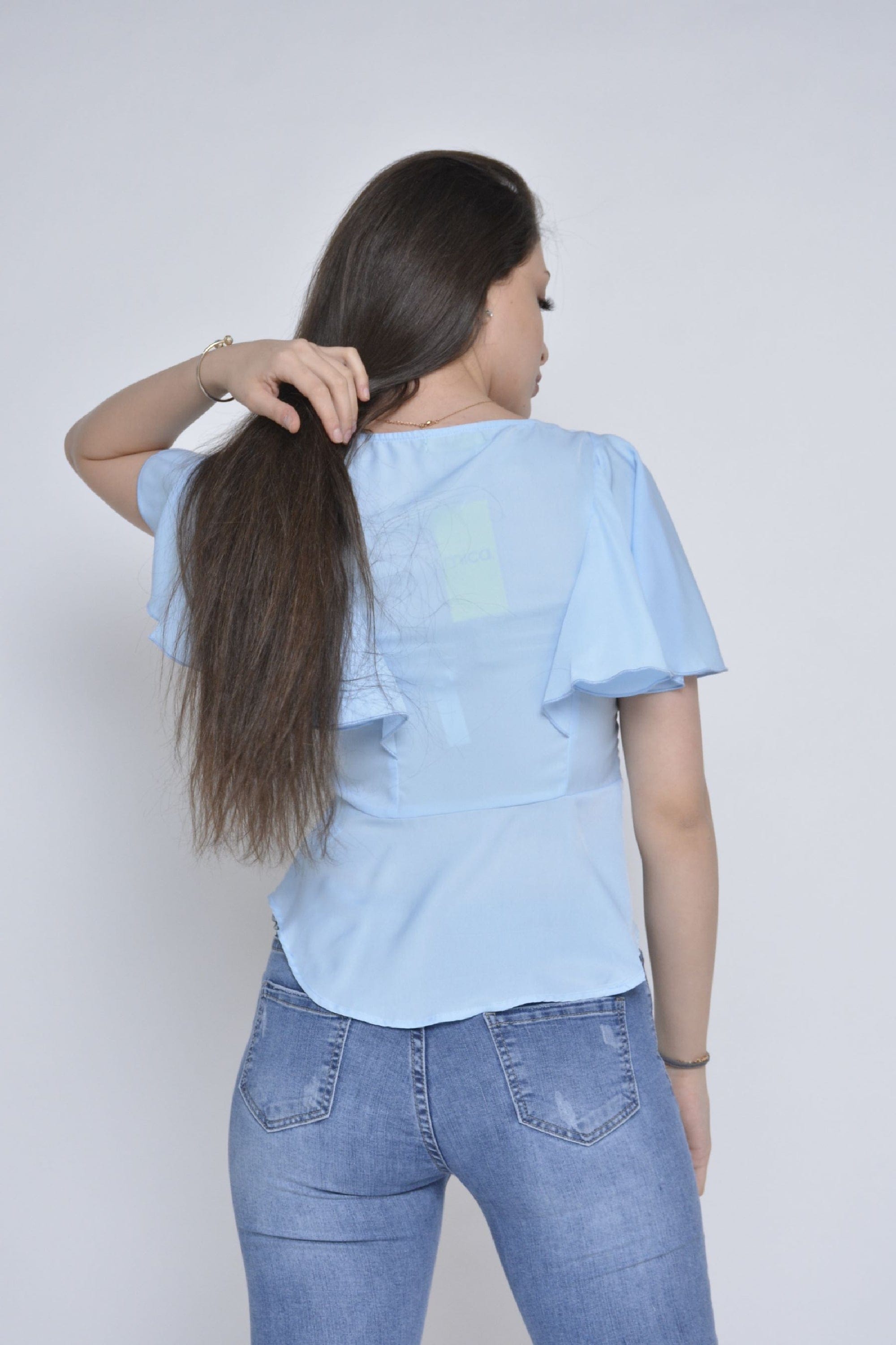 ميكا بلوزة كلاسيك بأزرار أمامية وكم قصير فراشة نسائي