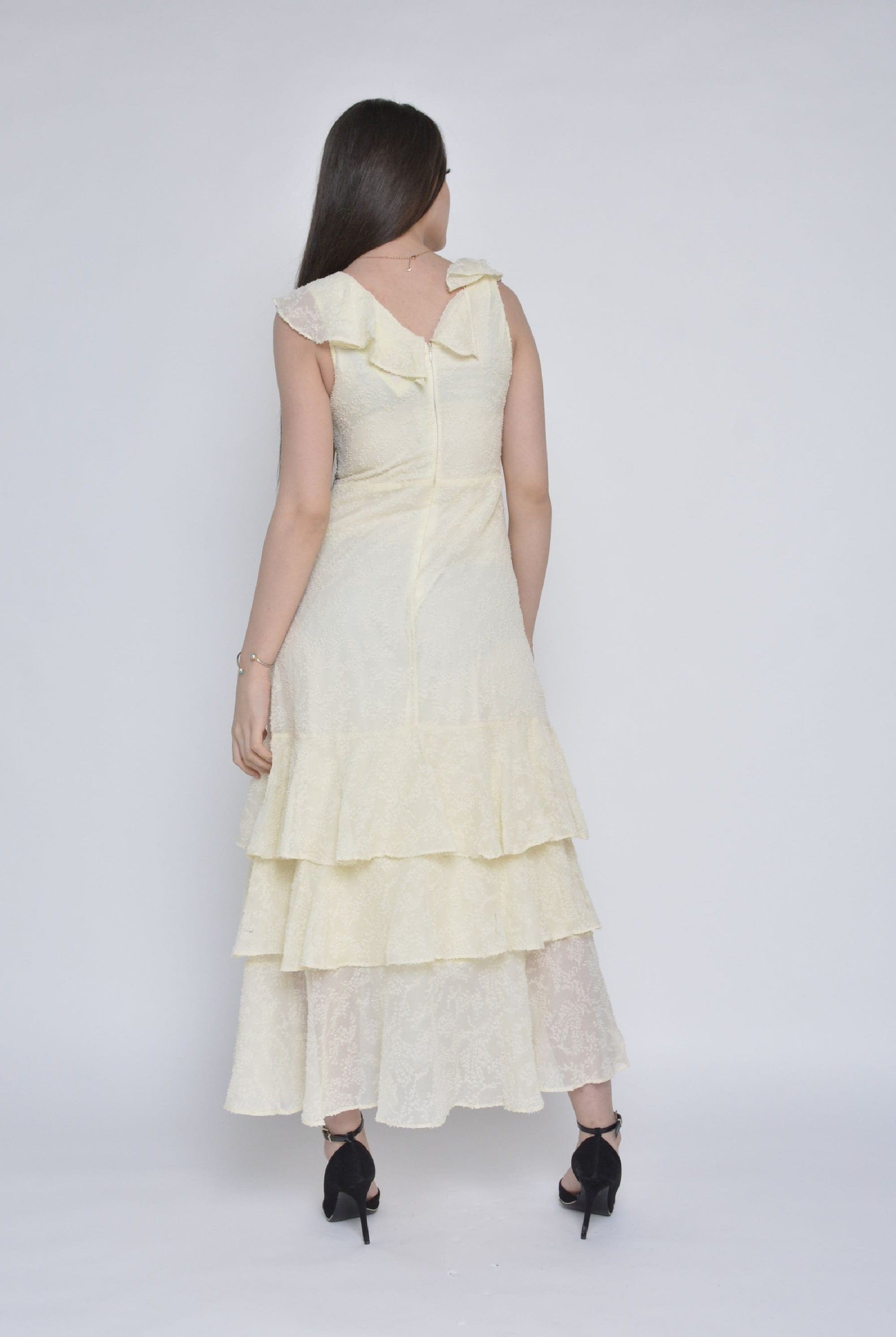 ميكا فستان ماكسي بأكمام قصيرة طبقات بكرانيش