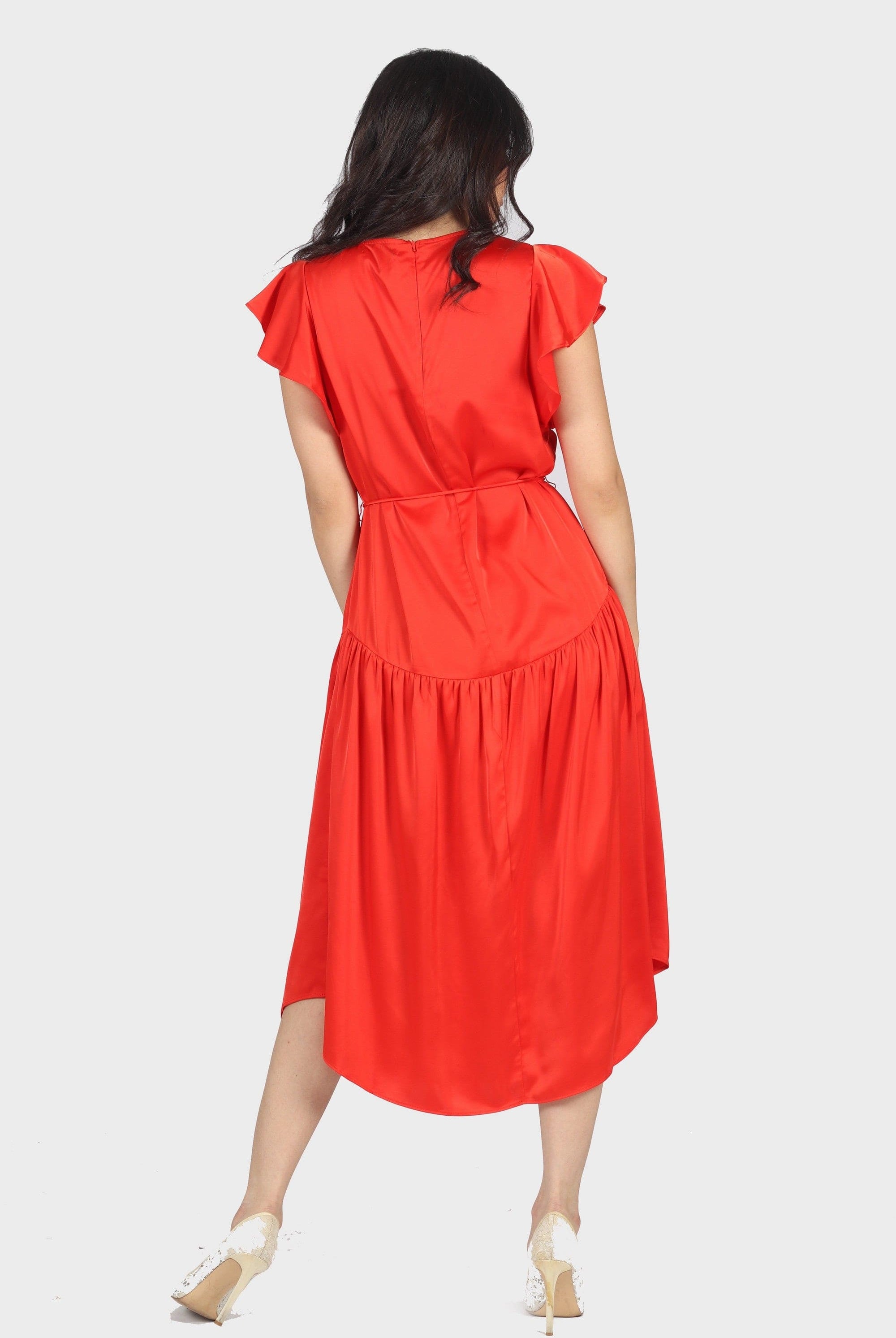 ميكا فستان ميدي سادة برباط على الخصر على شكل فراشة