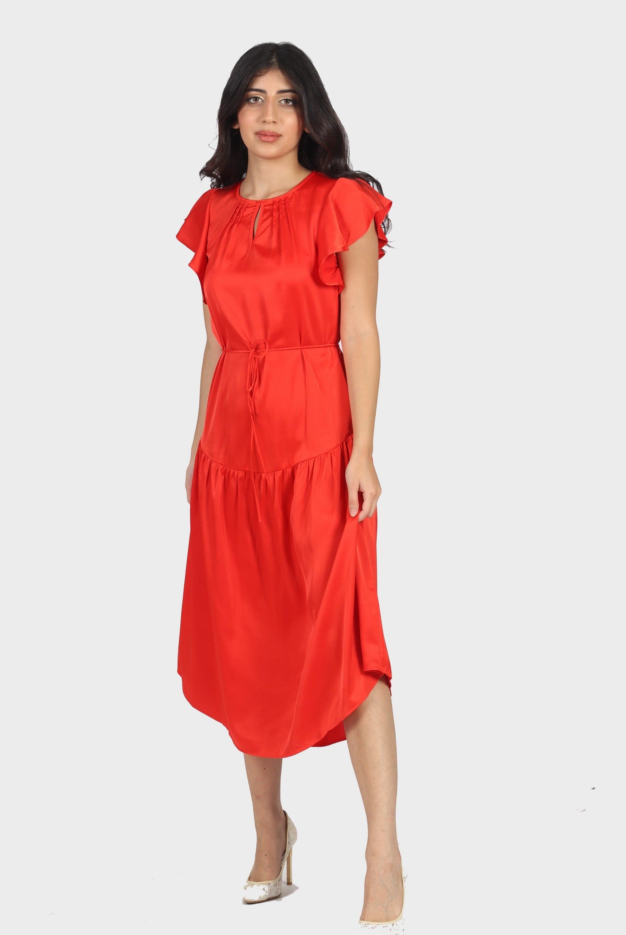 ميكا فستان ميدي سادة برباط على الخصر على شكل فراشة