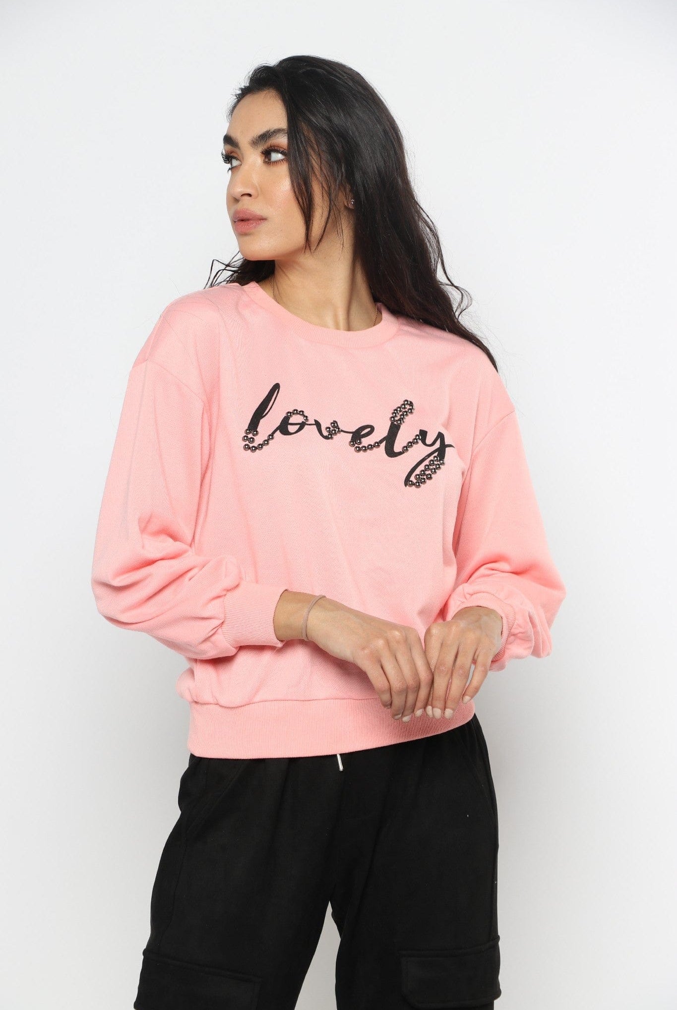 ميكا بلوزة بطبعة مطرزة بالكريستال بأكمام طويلة