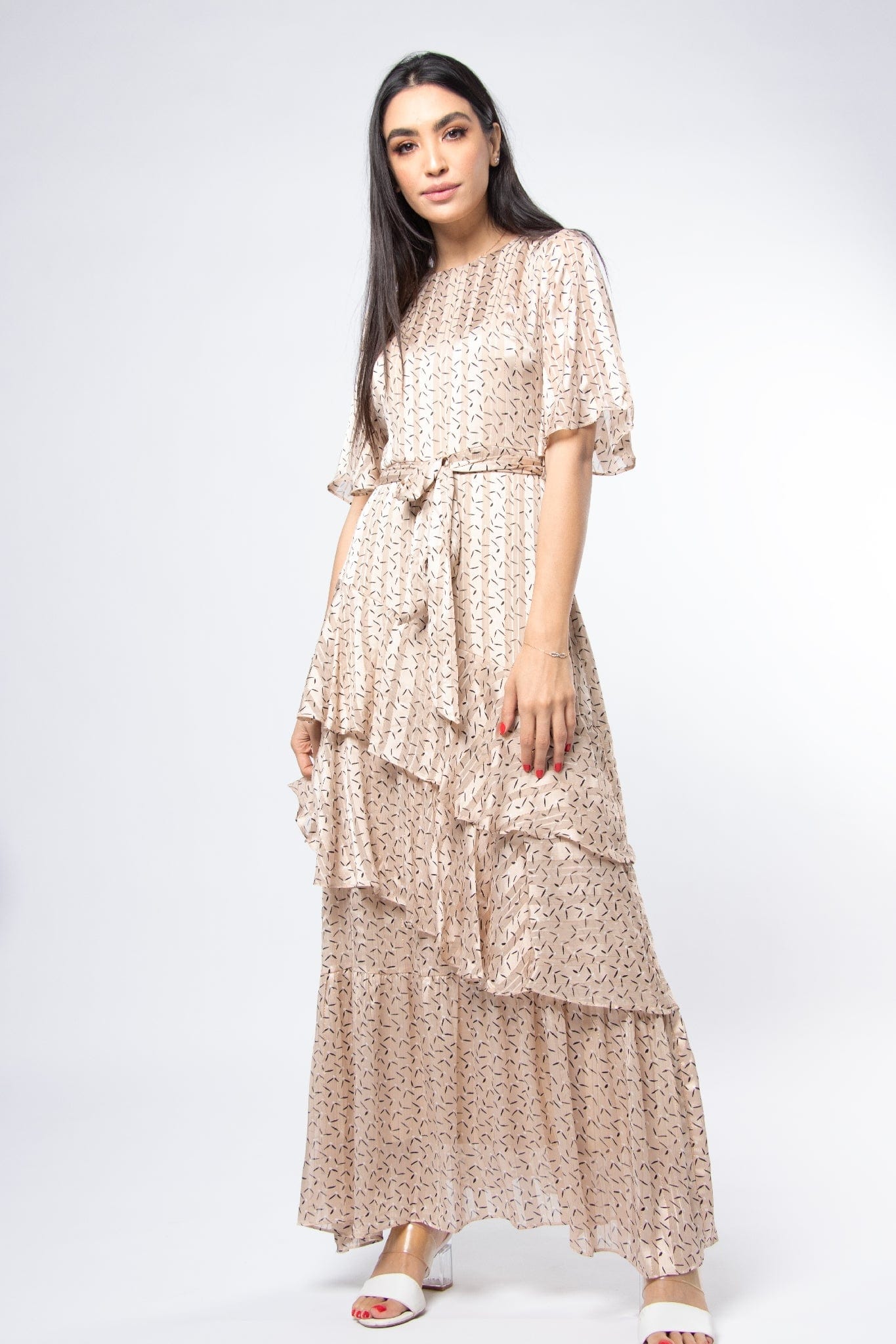 ميكا فستان طويل بأكمام قصيرة بنمط برباط خصر