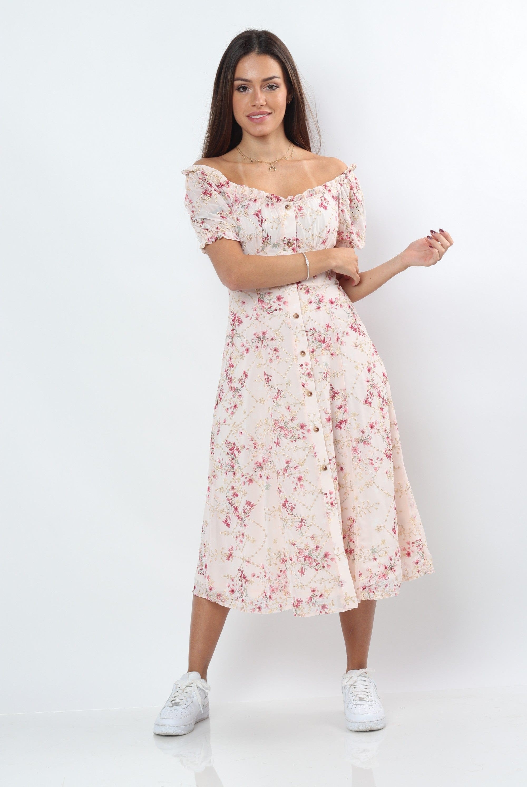 ميكا فستان ميدي مورد بأزرار أمامية كم قصير بف