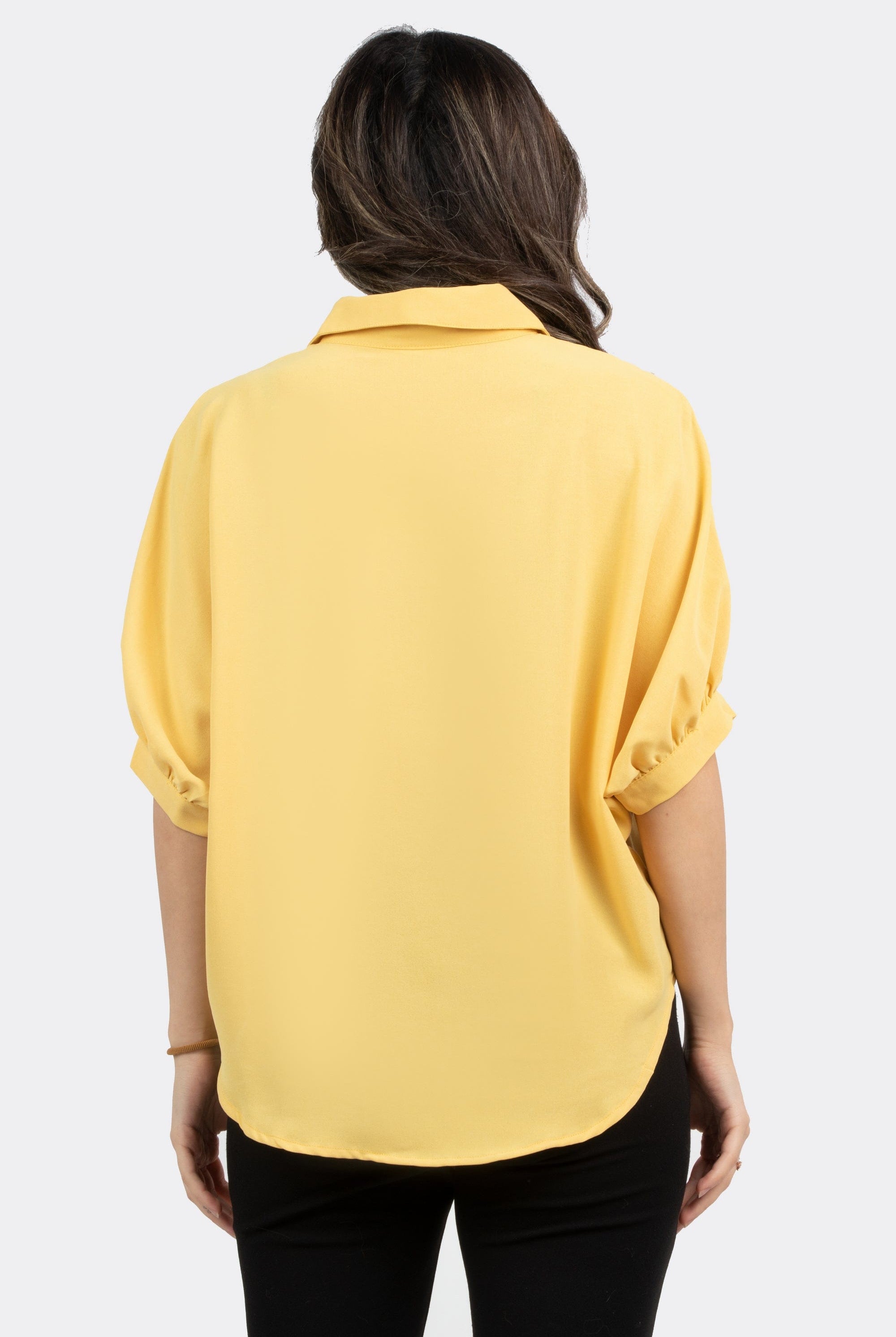 ميكا بلوزة أزرار أمامية ونقش على الجانب 3/4 كم نسائي