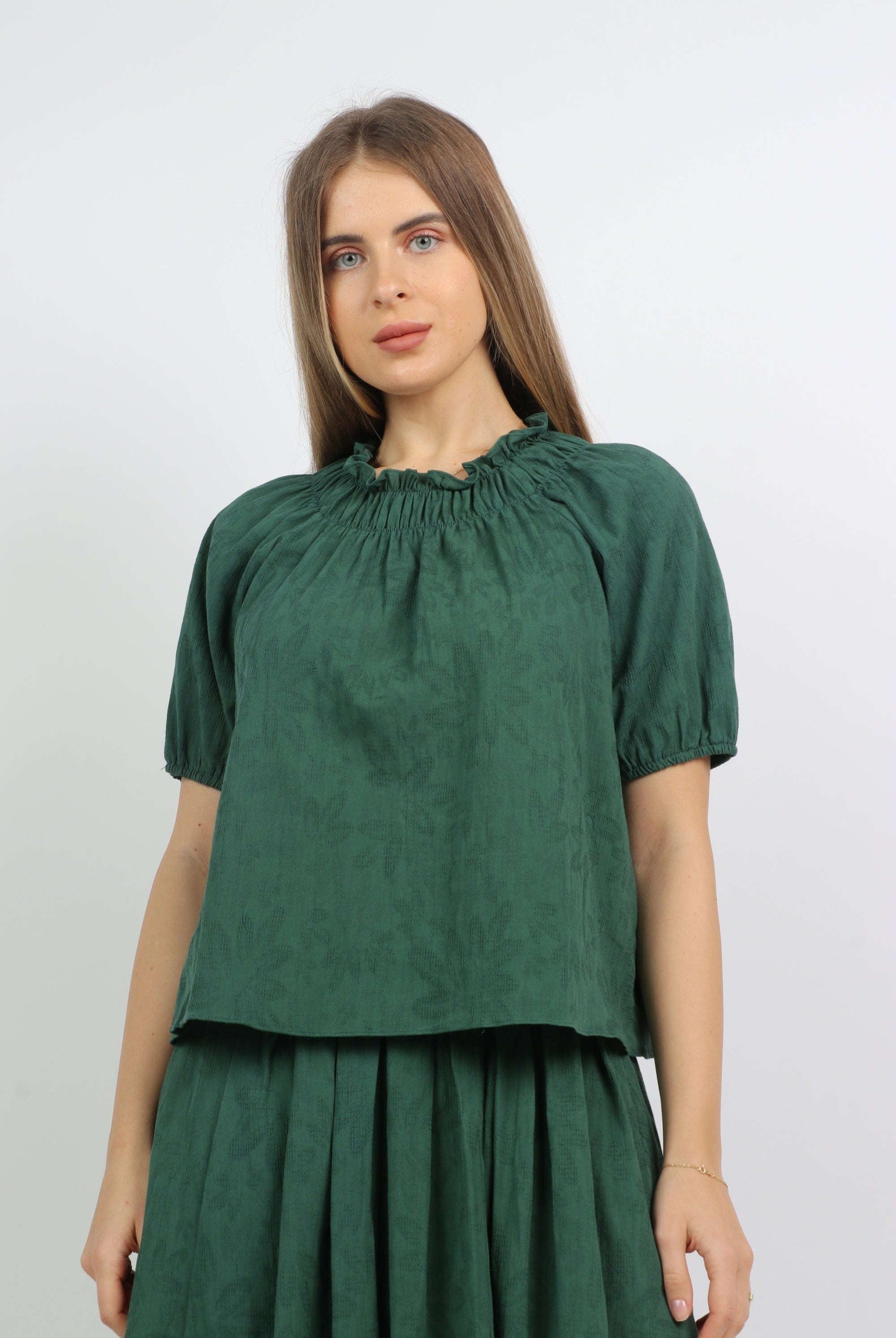 ميكا بلوزة بياقة مطاطية وأكمام قصيرة منفوخة نسائي