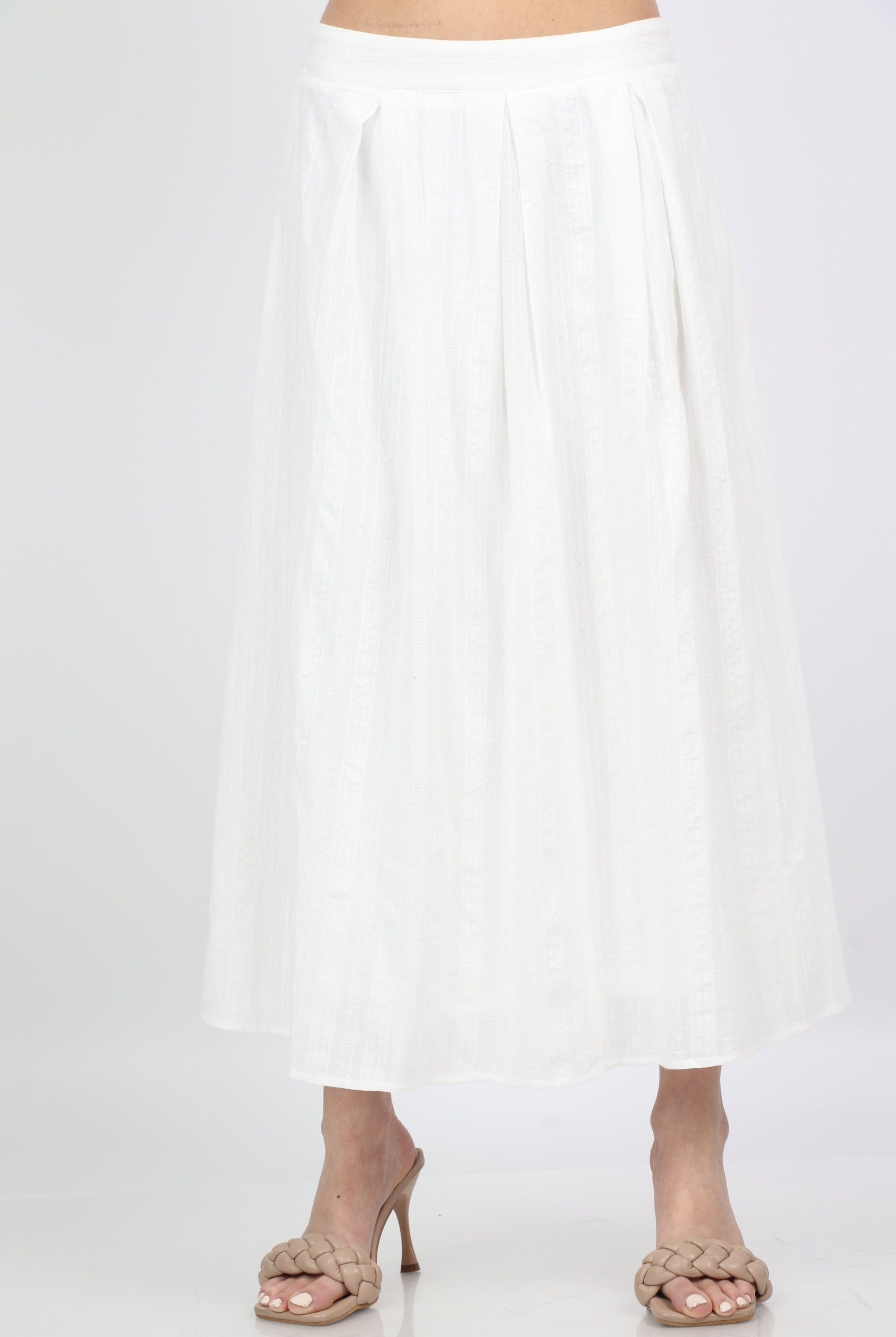 ميكا تنورة ميدي منفوشة واسعة بطيات نمط مقلم