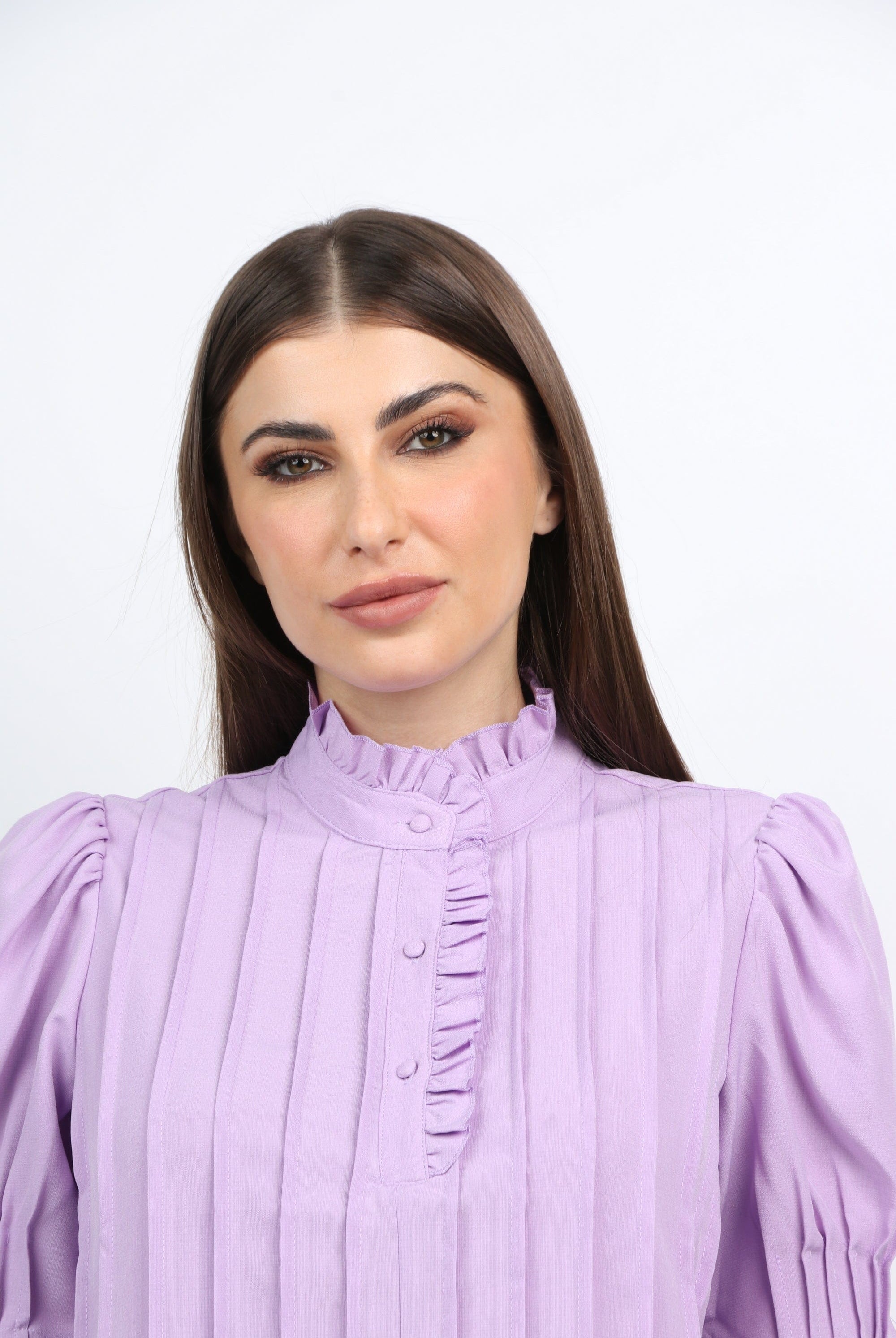 ميكا بلوزة رسمية بليسيه بأزرار أمامية كم قصير منفوخ نسائي