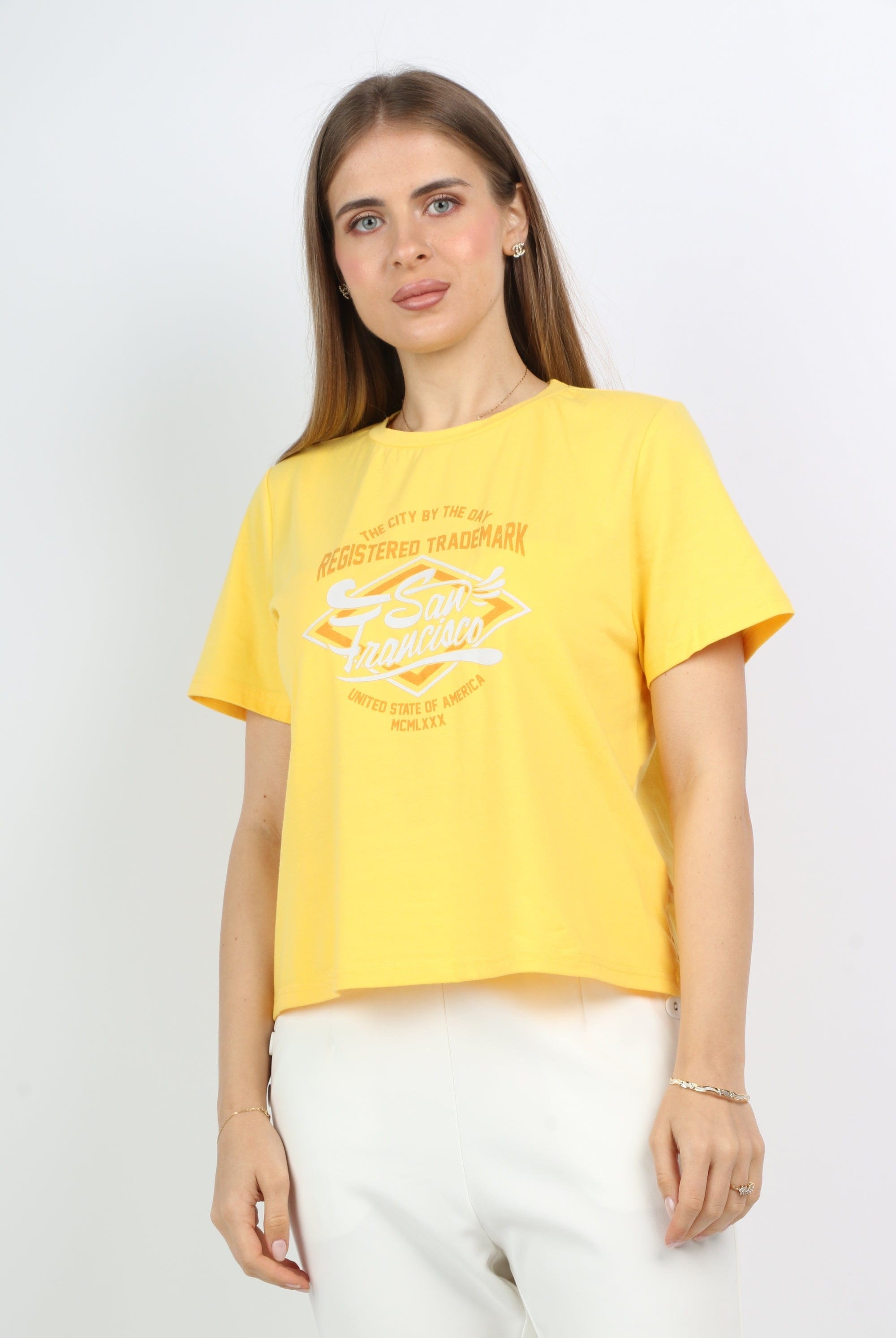 ميكا بلوزة كاجوال قطنية بفتحة دائرية كم قصير نسائي