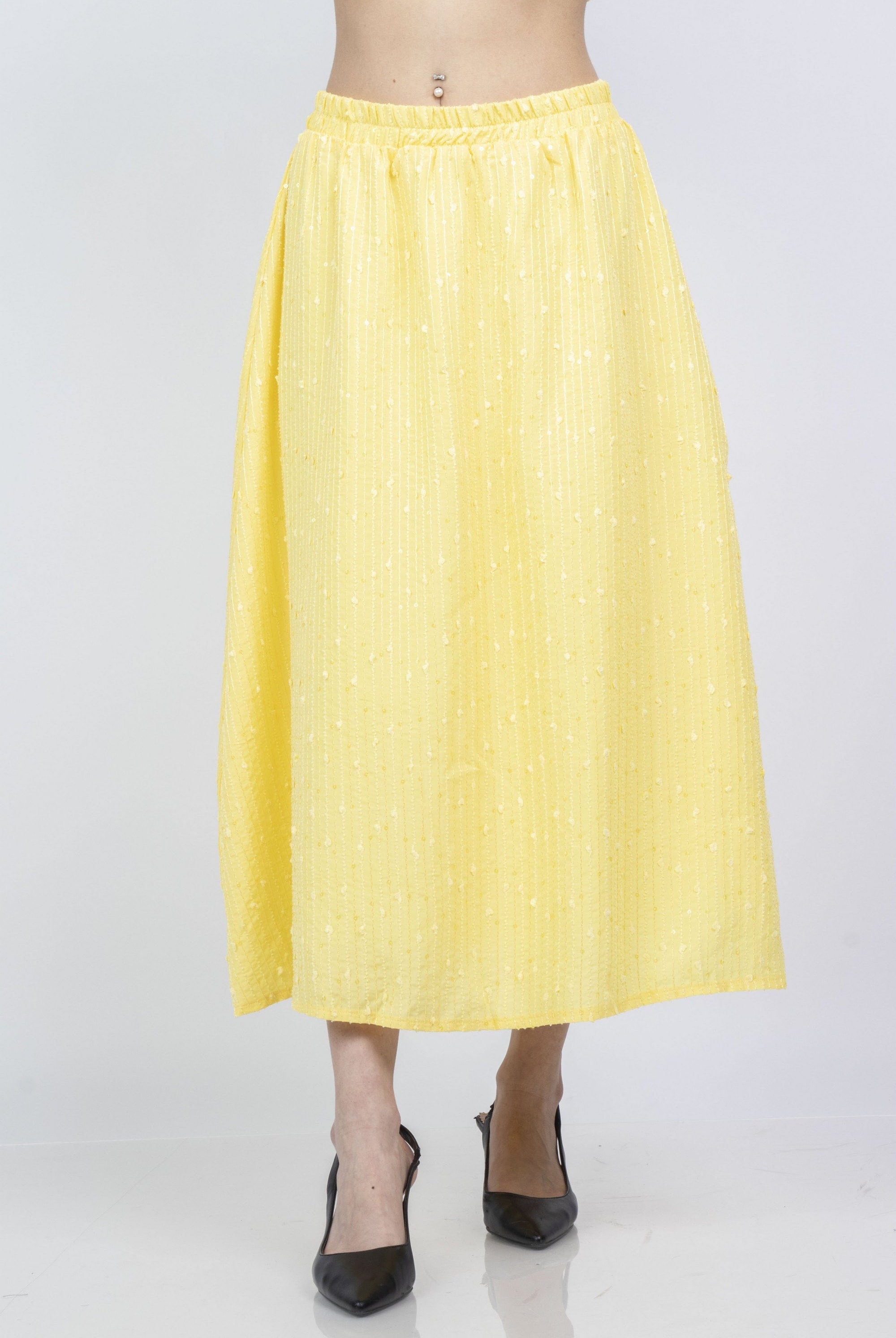 ميكا تنورة ميدي منفوشة واسعة مطرزة بالطول