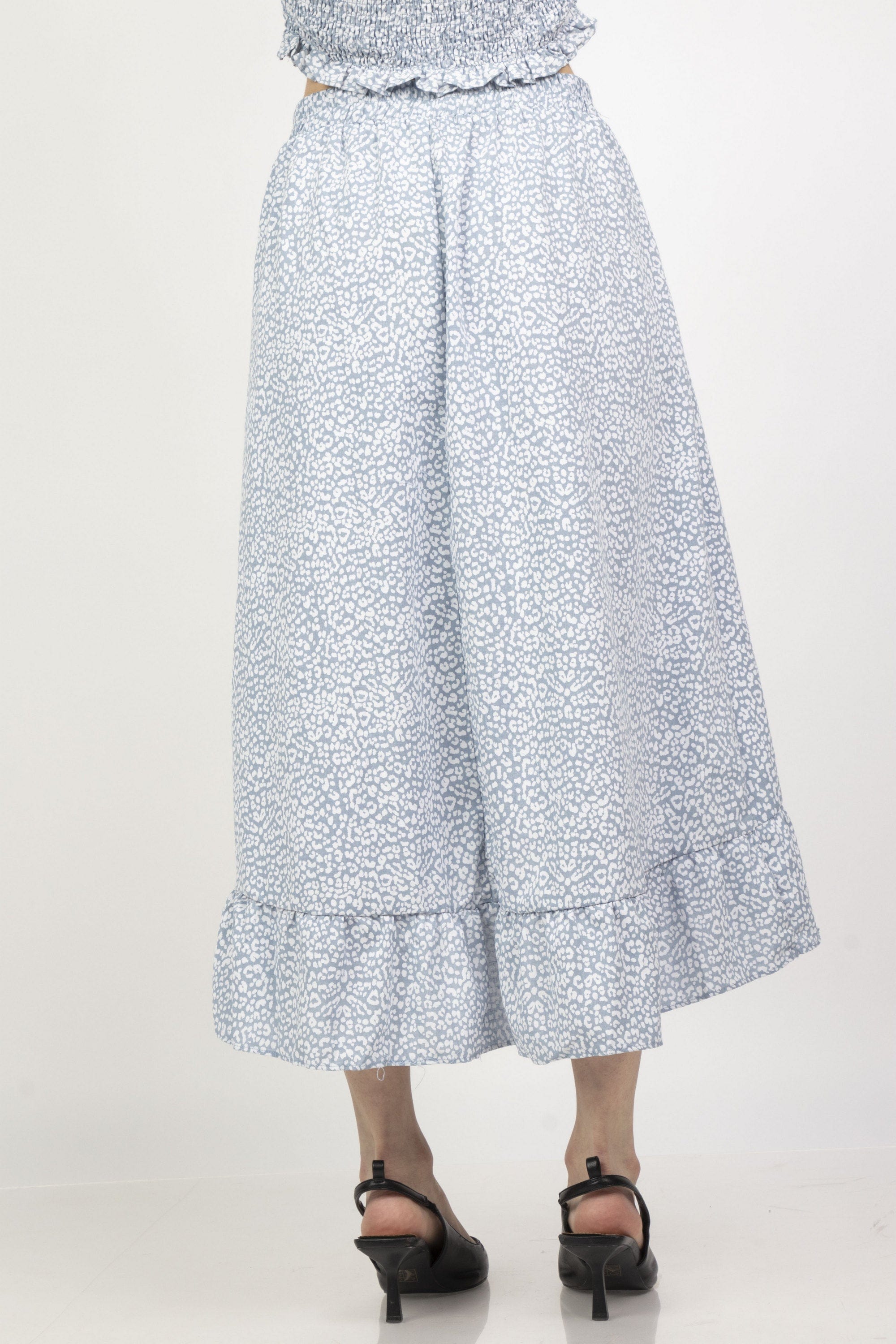 ميكا تنورة ميدي ملفوفة منقوشة بكشكش من الأطراف