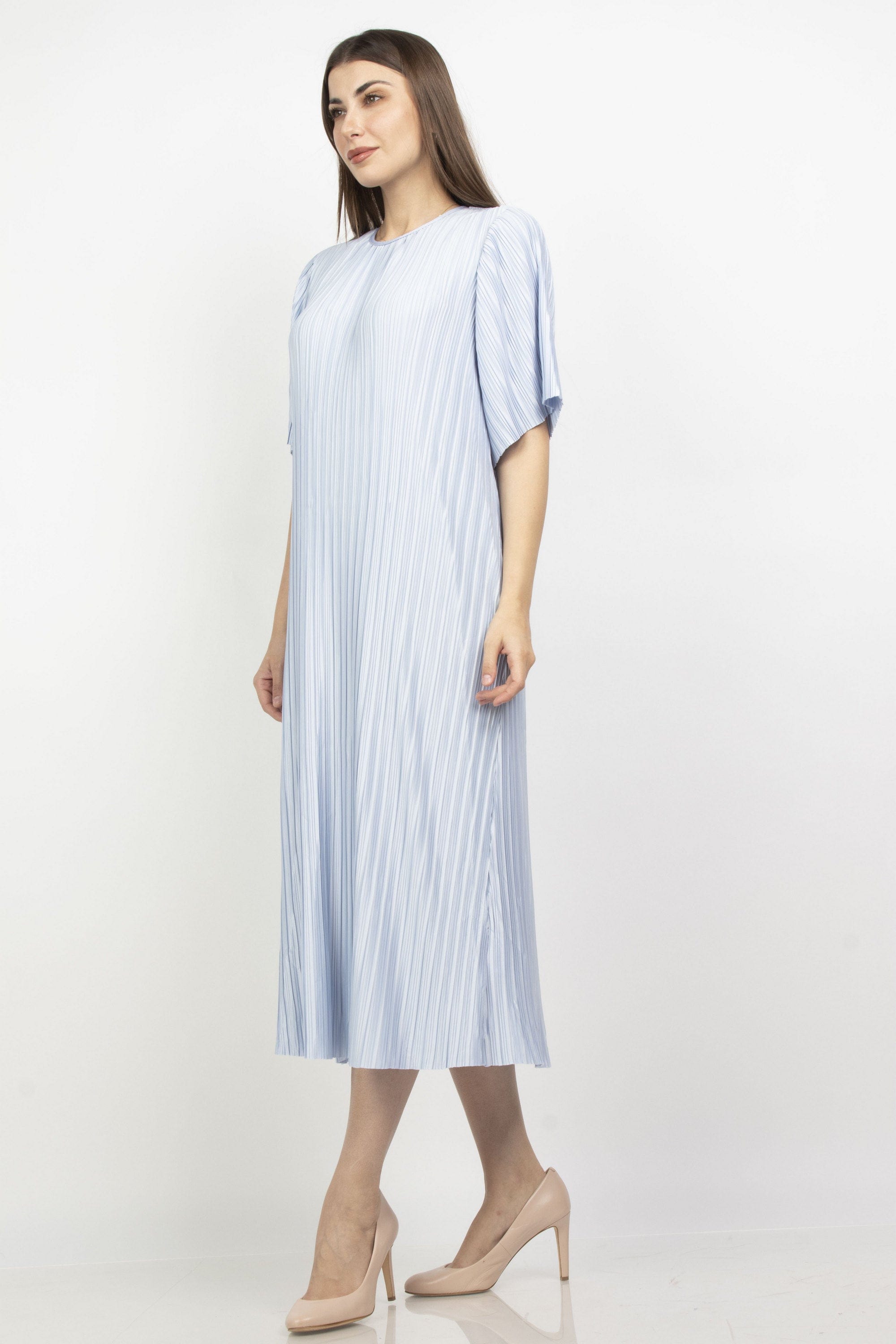 ู
ููุง ูุณุชุงู ู
ูุฏู ุจูููุณูู ุตู ูู
ูุฑุงุดุฉ ูุตูุฑ