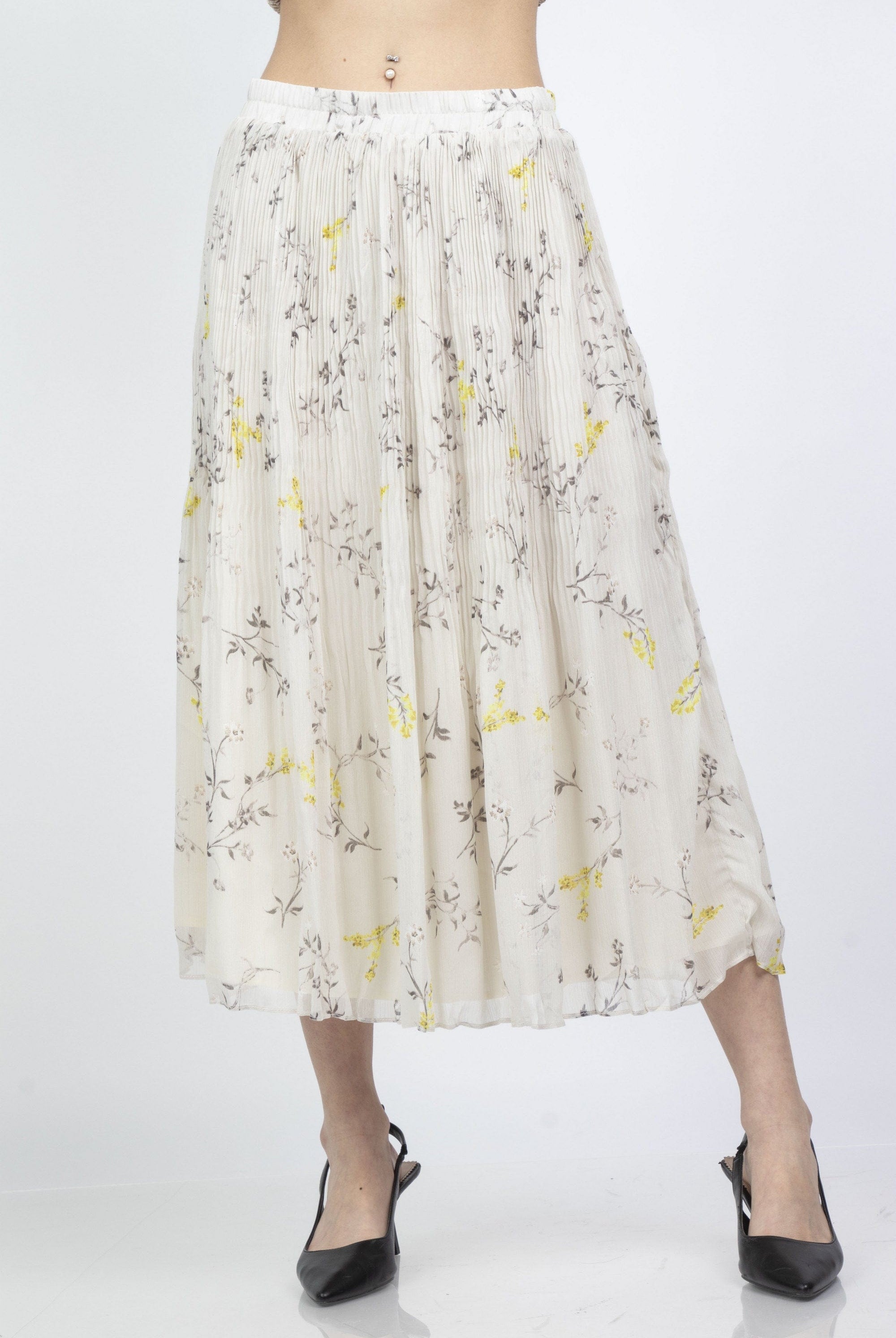 ميكا تنورة ميدي مشجرة بطبعة ورود صغيرة