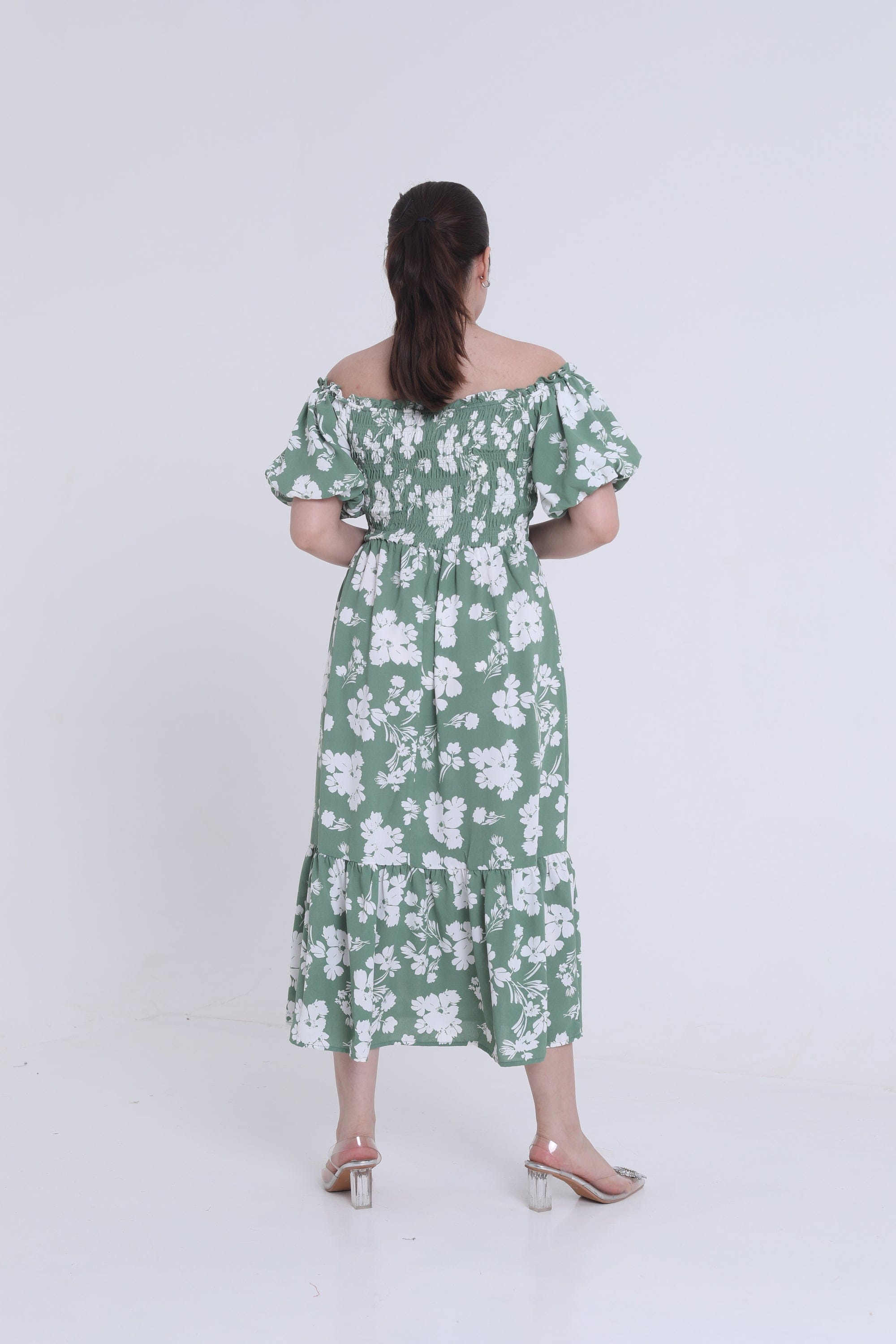 ู
ููุง ูุณุชุงู ู
ูุฏู ุจุฏูู ูุชู ู
ูุฑุฏ ุจูู
ูุตูุฑ ุจู