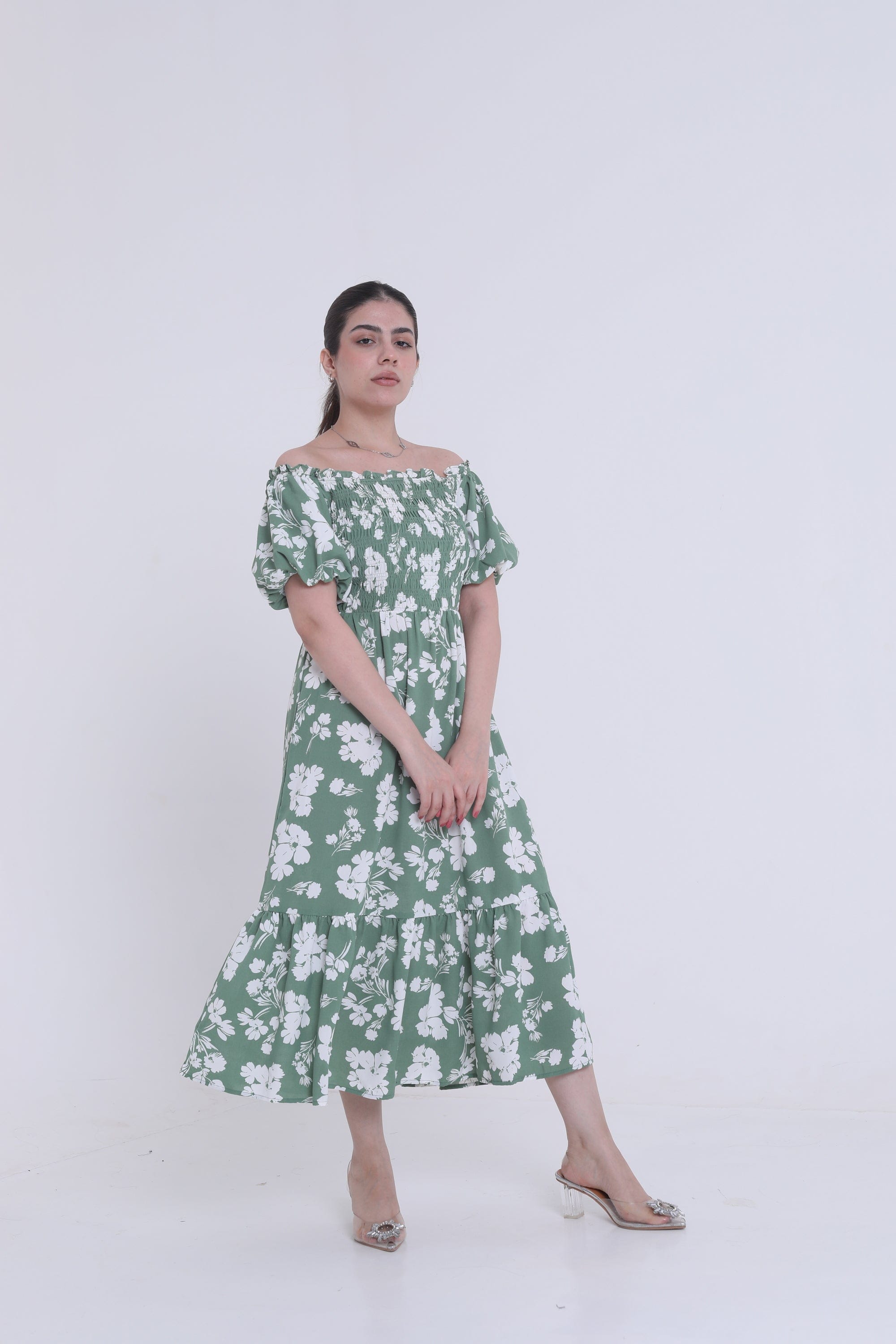 ู
ููุง ูุณุชุงู ู
ูุฏู ุจุฏูู ูุชู ู
ูุฑุฏ ุจูู
ูุตูุฑ ุจู