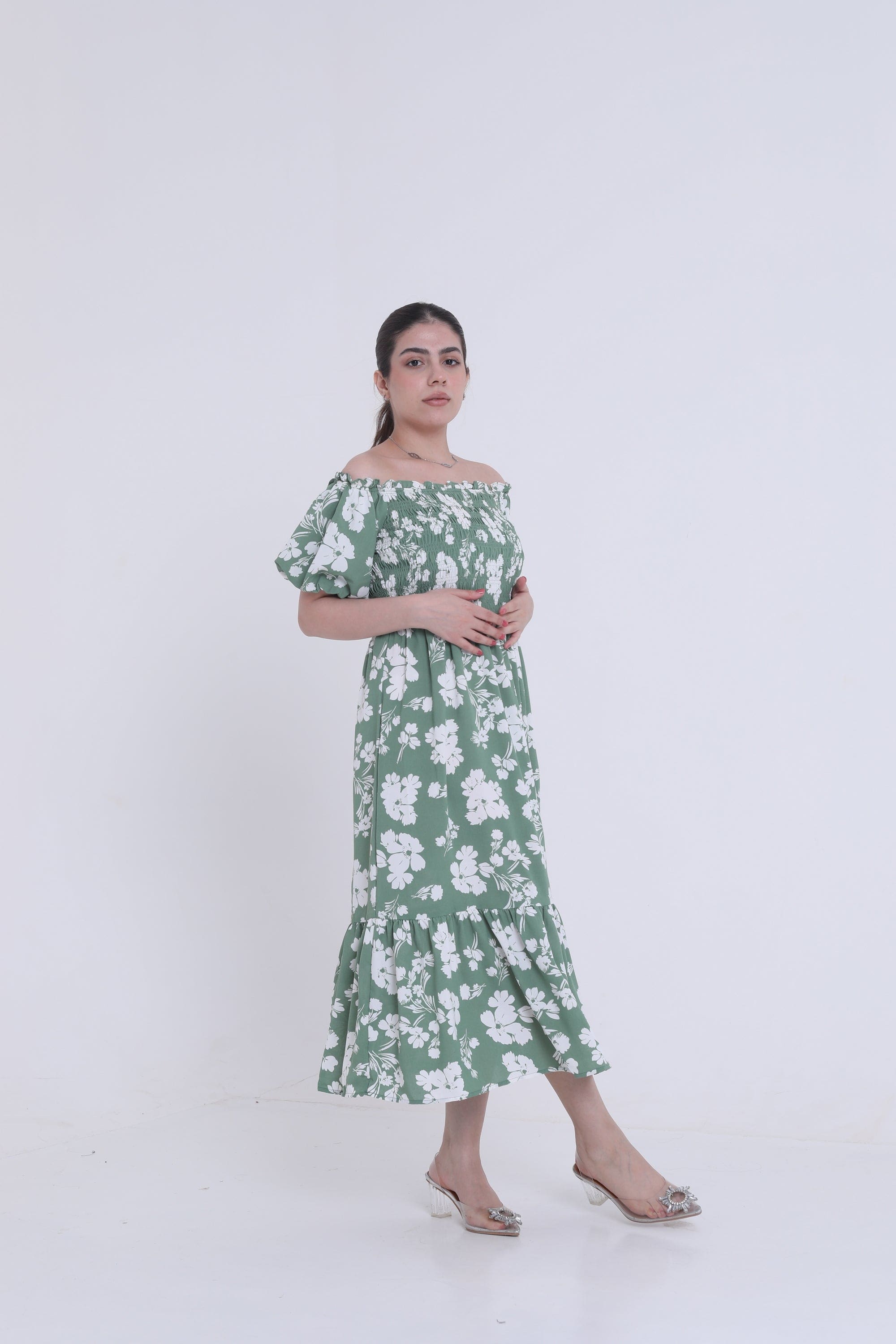 ู
ููุง ูุณุชุงู ู
ูุฏู ุจุฏูู ูุชู ู
ูุฑุฏ ุจูู
ูุตูุฑ ุจู