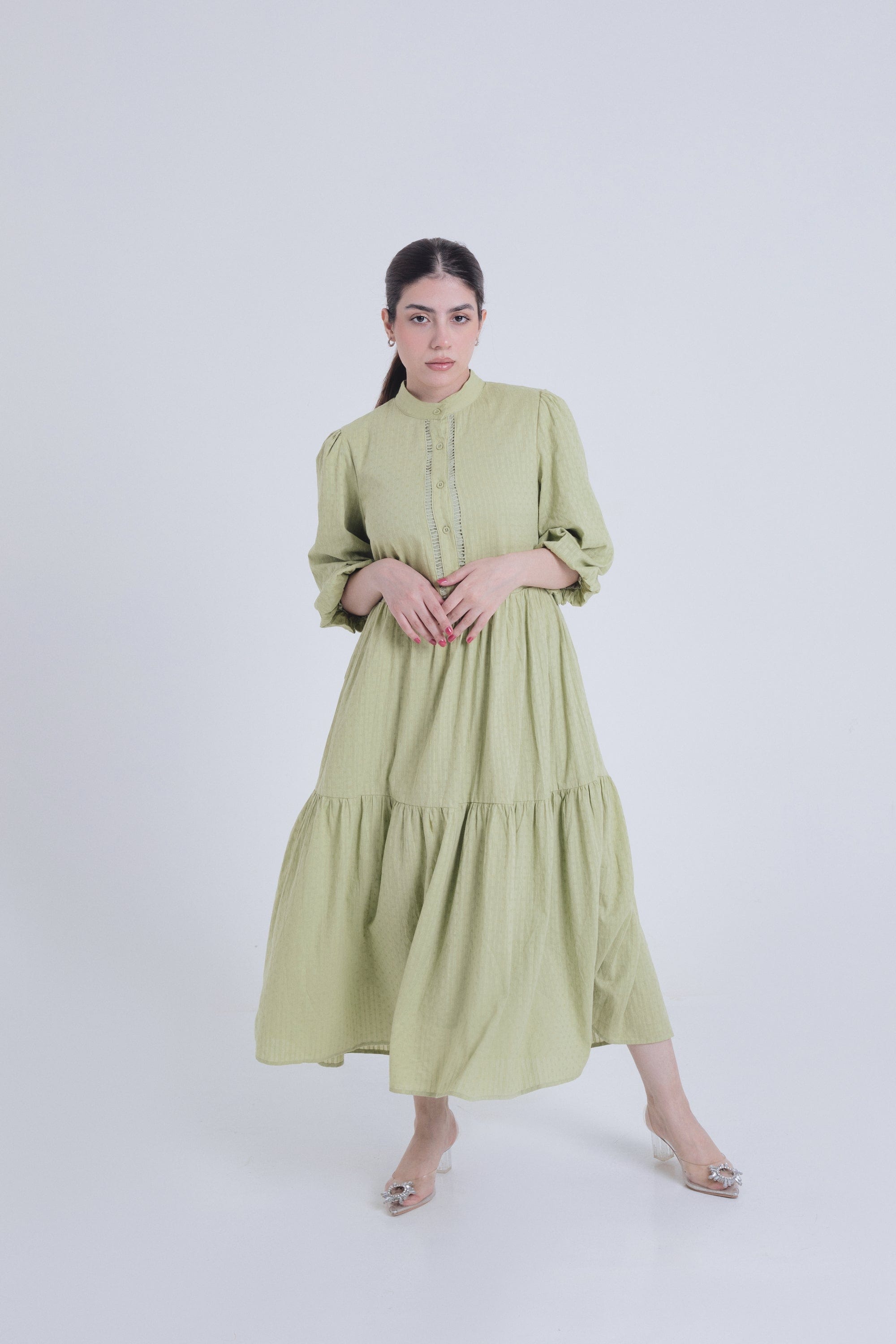 ميكا فستان طويل تصميم مضلع بأكمام قصيرة