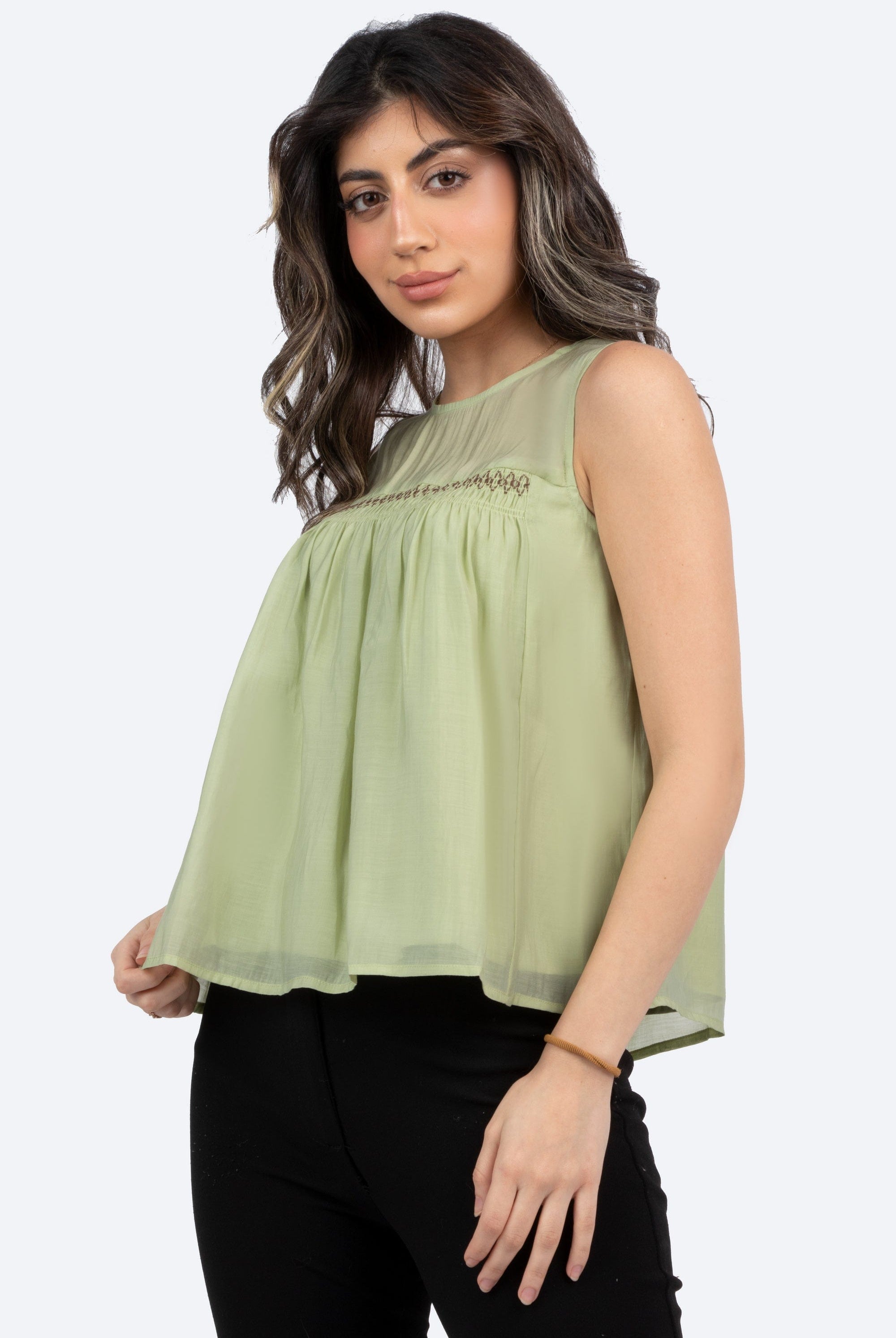 ميكا بلوزة نسائي كت مكشكشة من أسفل شيفون على الصدر نسائي