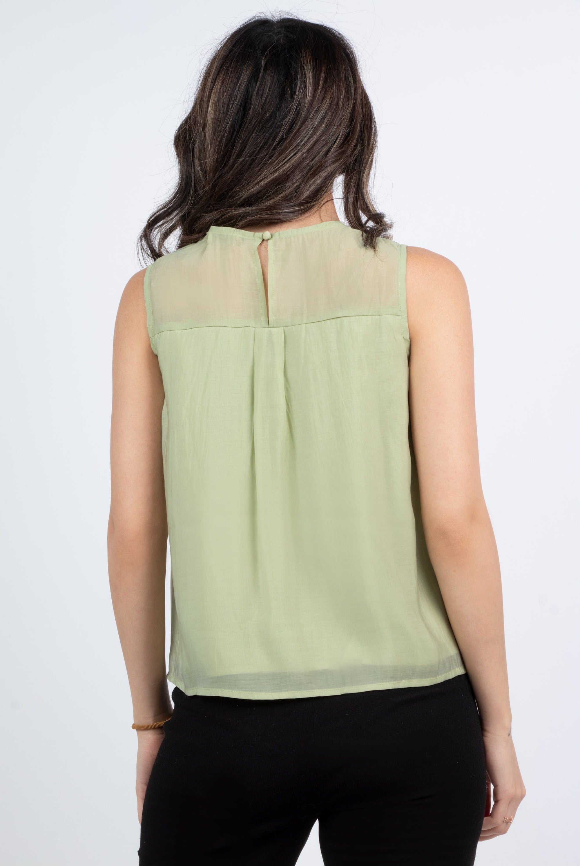 ميكا بلوزة نسائي كت مكشكشة من أسفل شيفون على الصدر نسائي