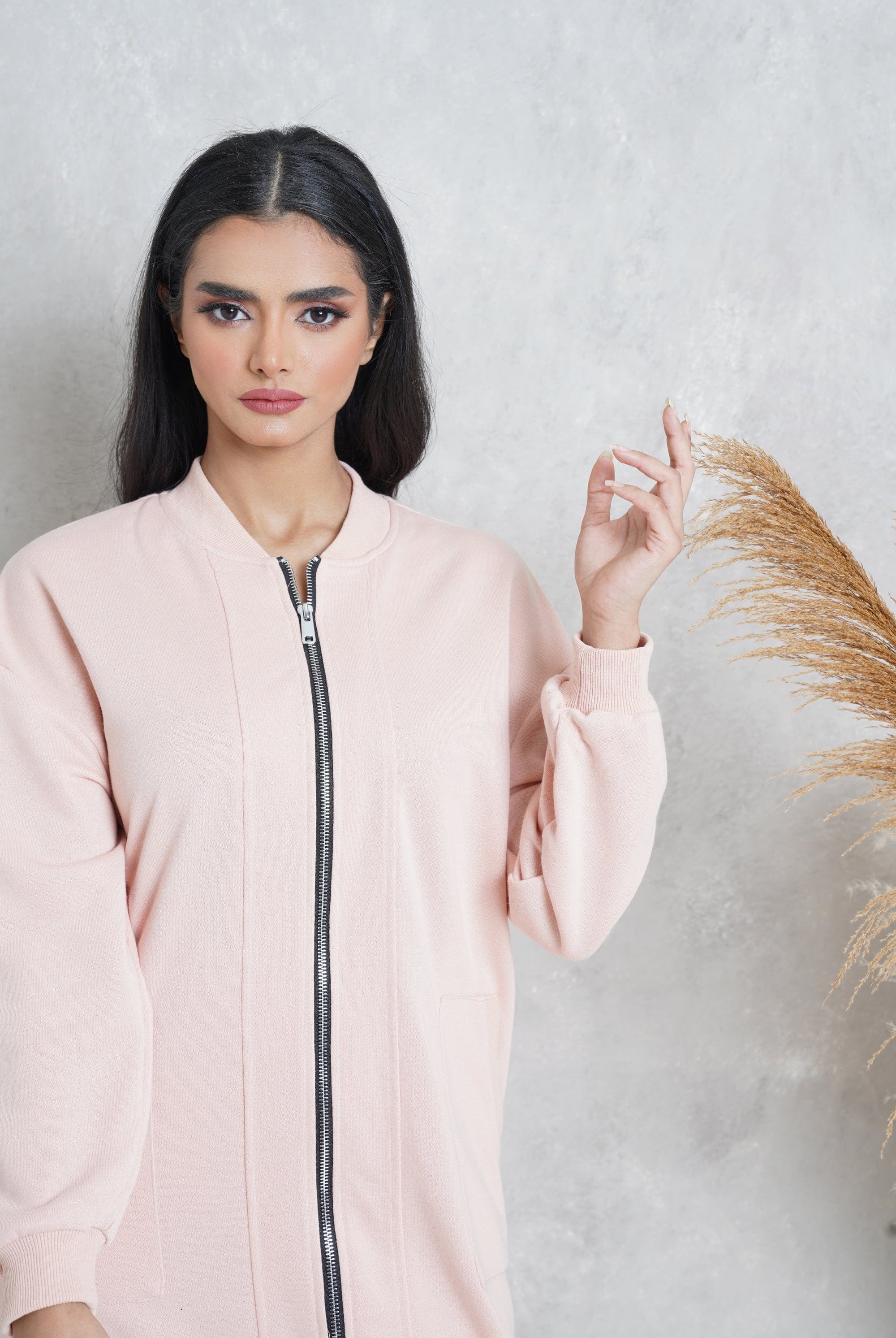 ميكا جاكيت طويل بسحاب كم طويل بقبعة بجيوب نسائي