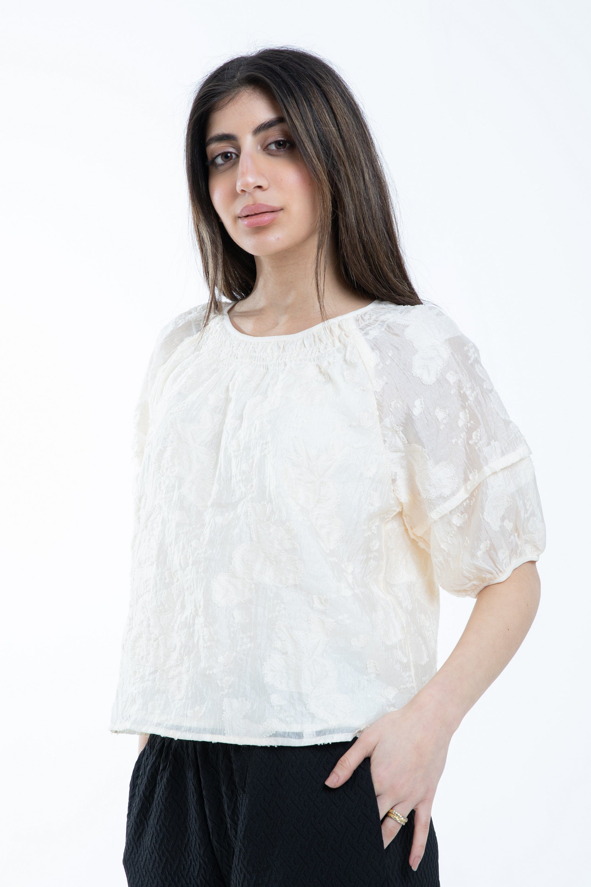 ميكا توب مطرز مشجر كم قصير بف نسائي