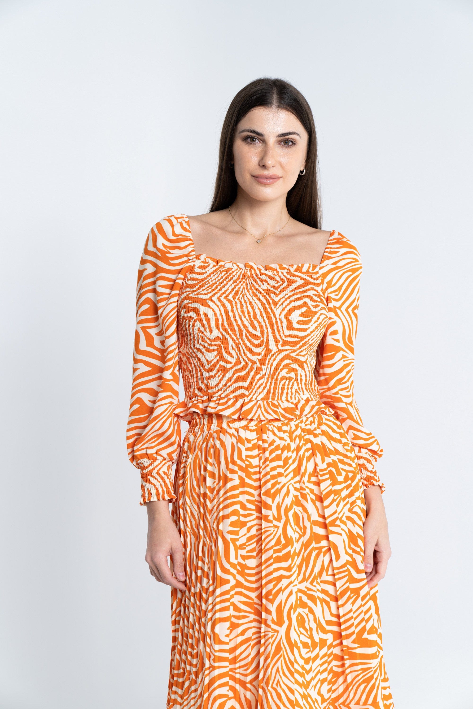 ميكا توب منقوش بياقة مربعة كم طويل بف نسائي