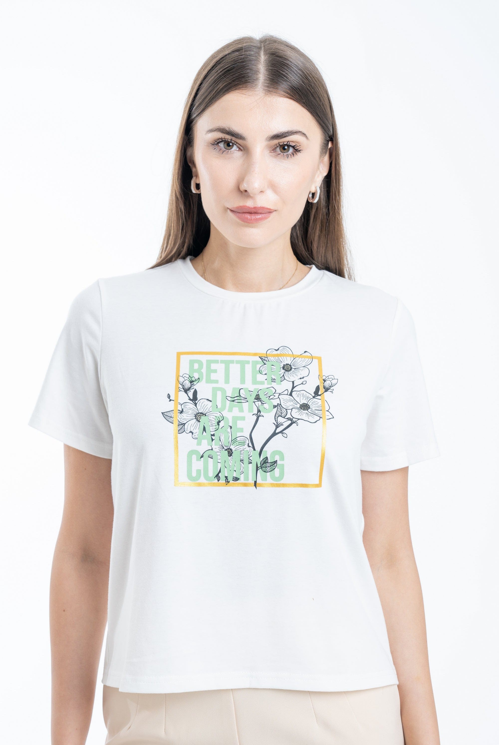 ميكا توب بنقشة على الصدر كم قصير نسائي