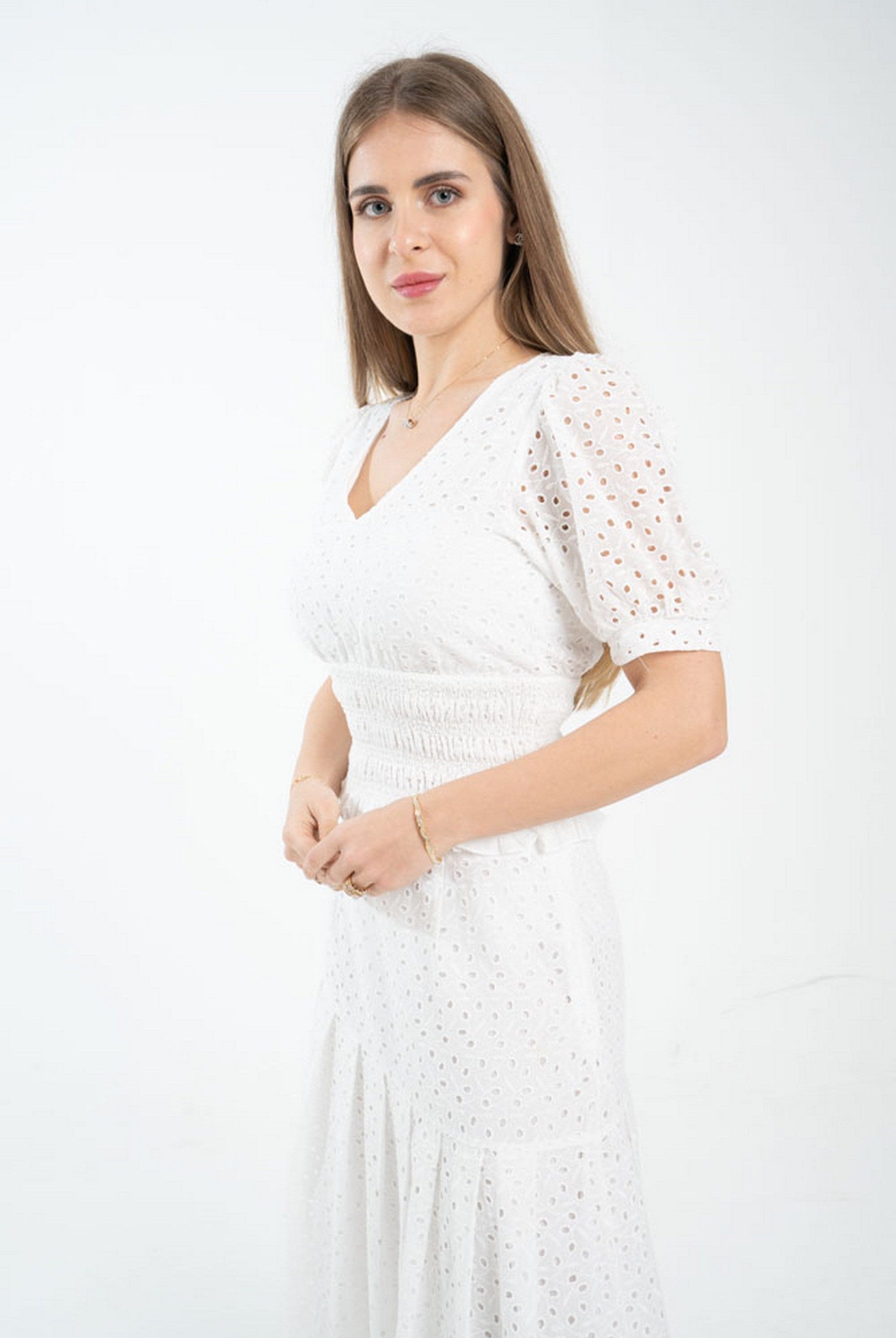 ميكا توب مخرم مخصر بفتحة صدر سبعة نص كم بف نسائي